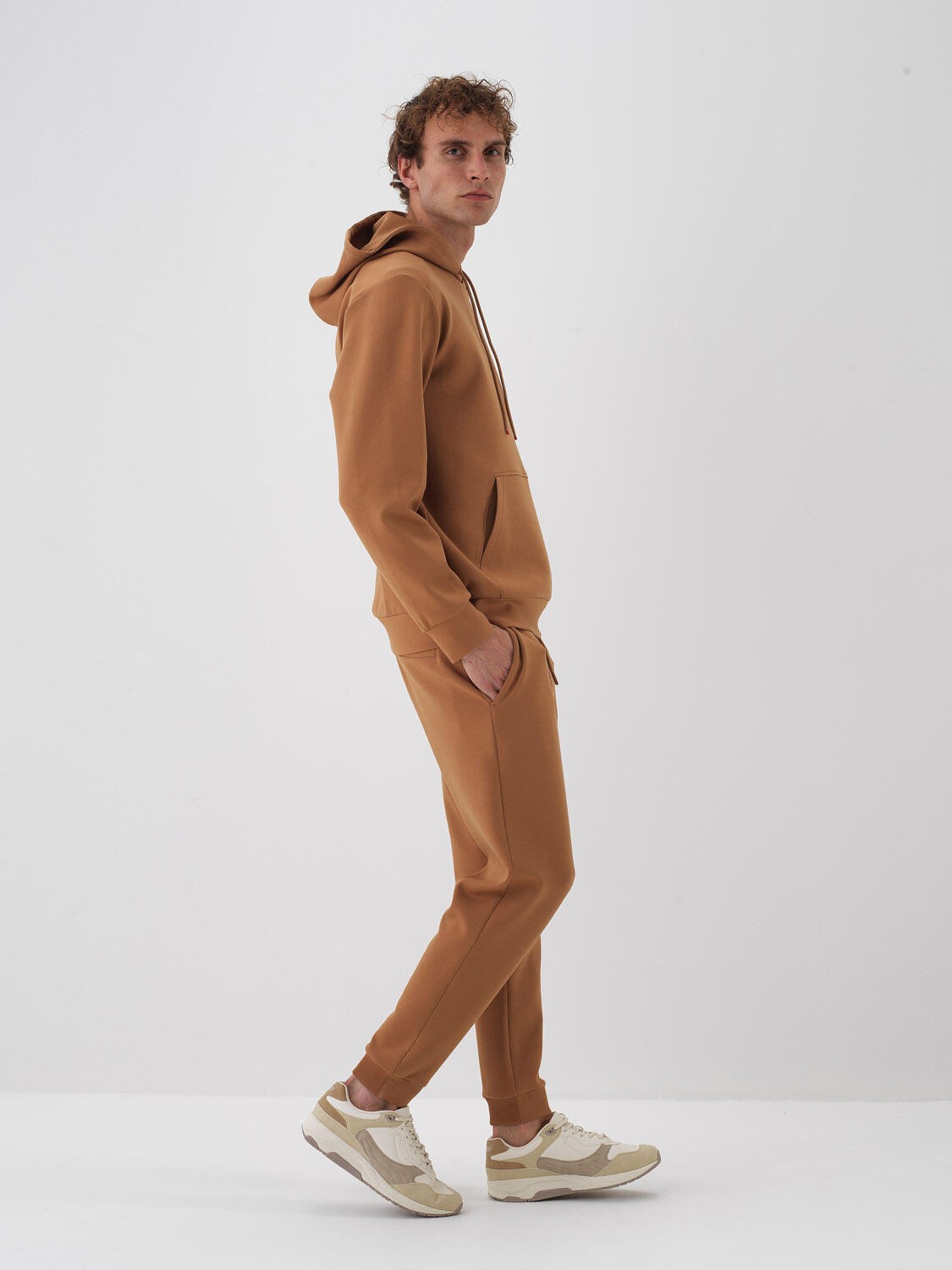 XINT SWEATPANT - 300186 CAMEL