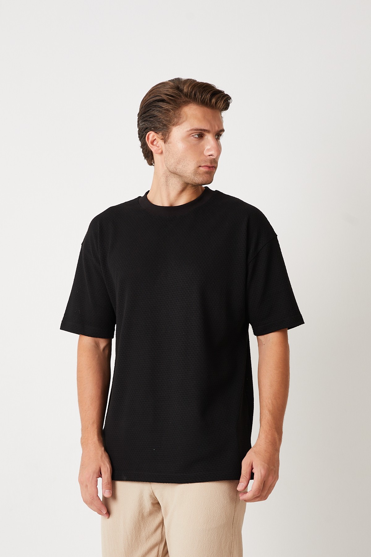 KESİK ETİKET T-SHIRT DG SİYAH