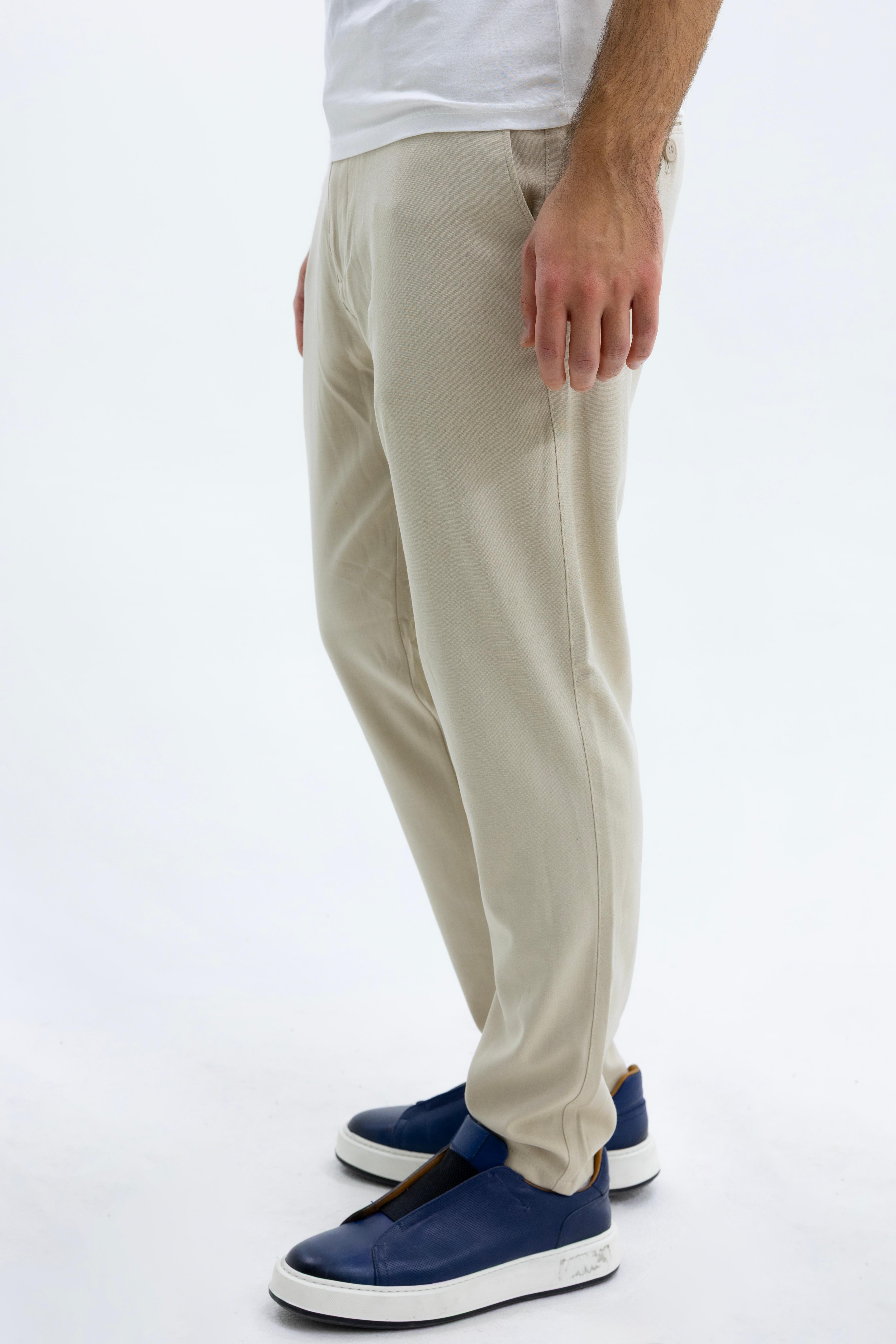 Kesik Etiket Jogger Bez Ayağı Pantolon KREM