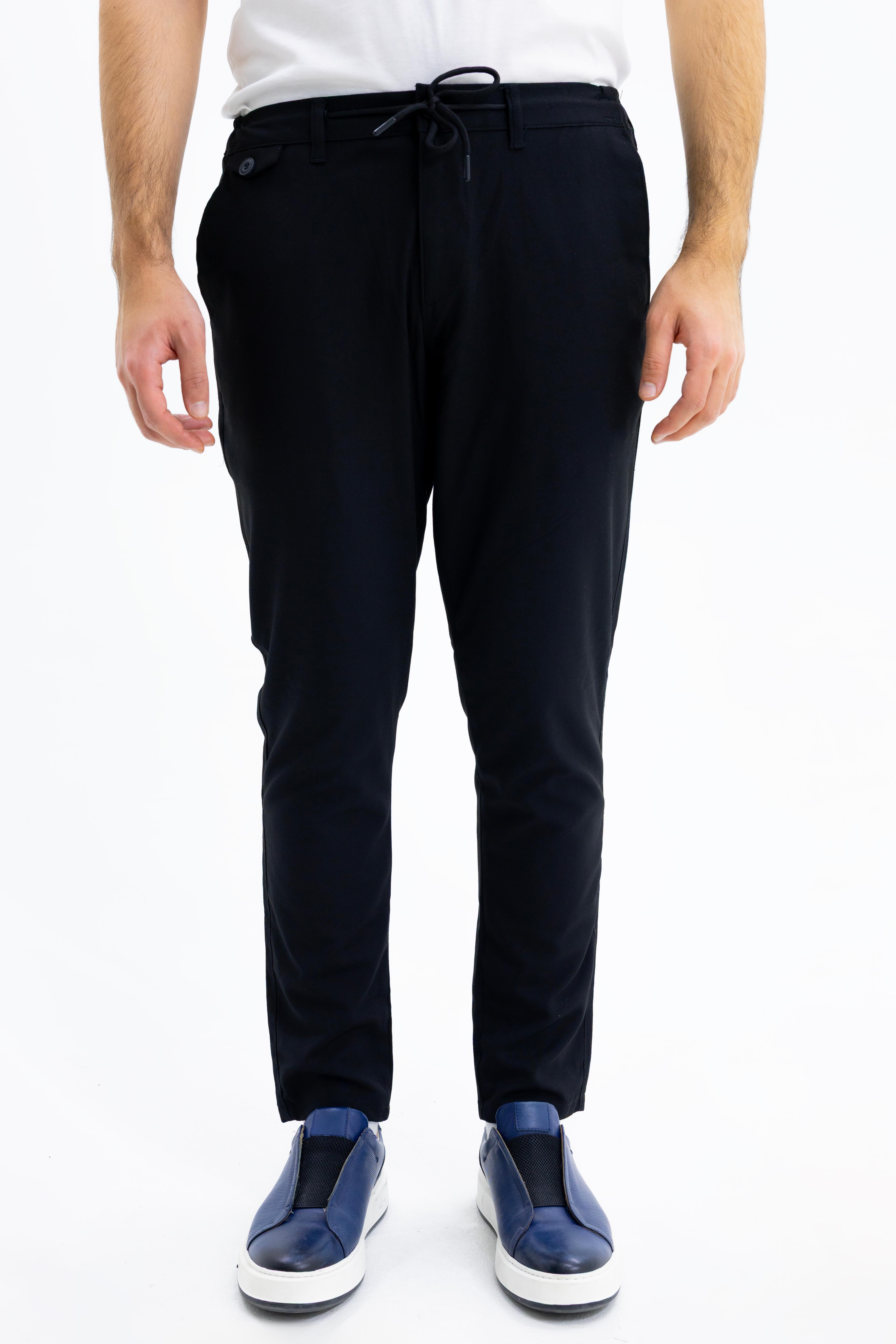 Kesik Etiket Jogger Bez Ayağı Pantolon SİYAH