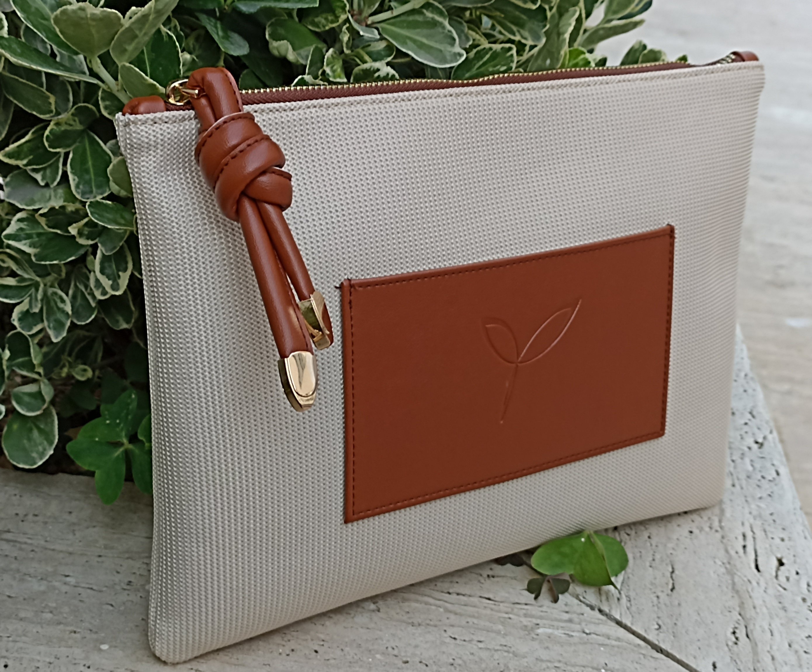 Kahverengi Cepli Clutch Çanta Kadın El Çantası