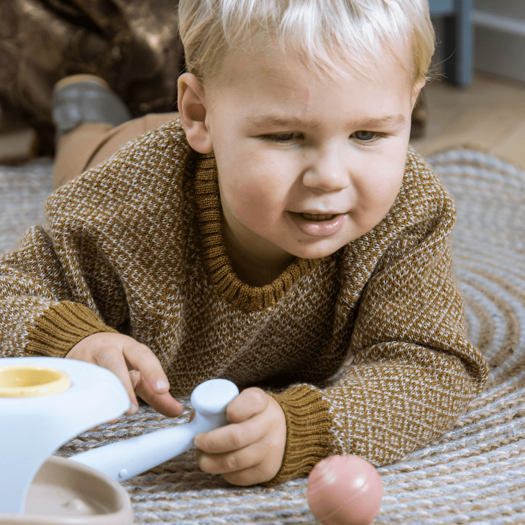 Biyoplastik Oyuncak Vurma Tezgahı