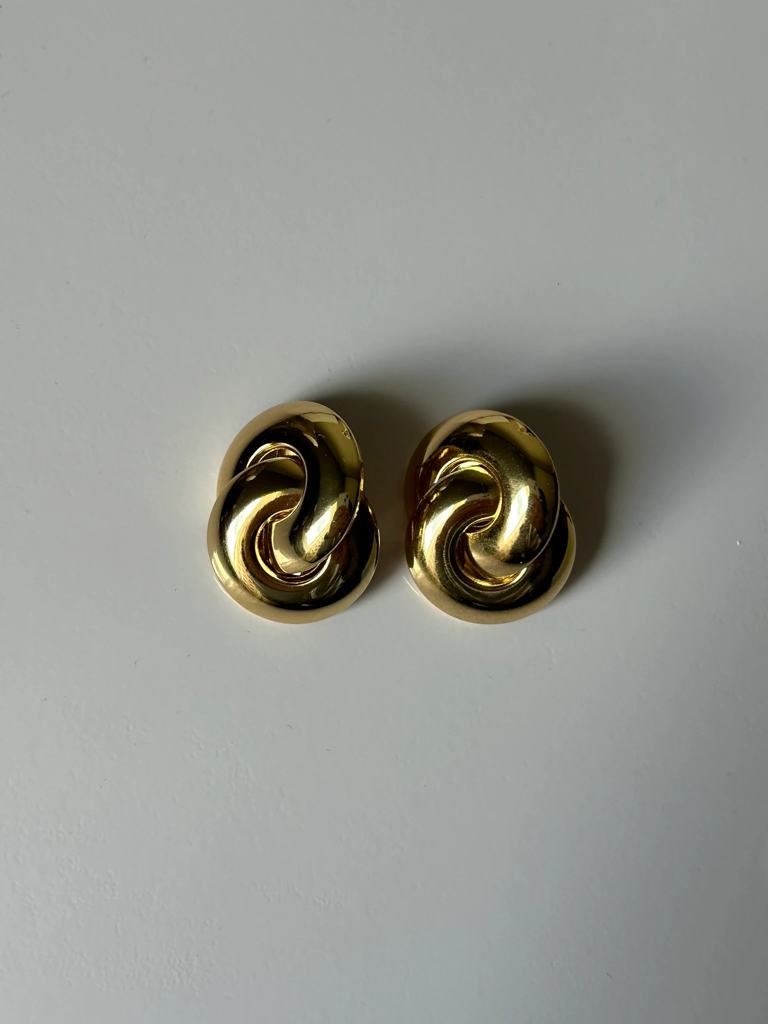 Vip Earring Gold basic earring