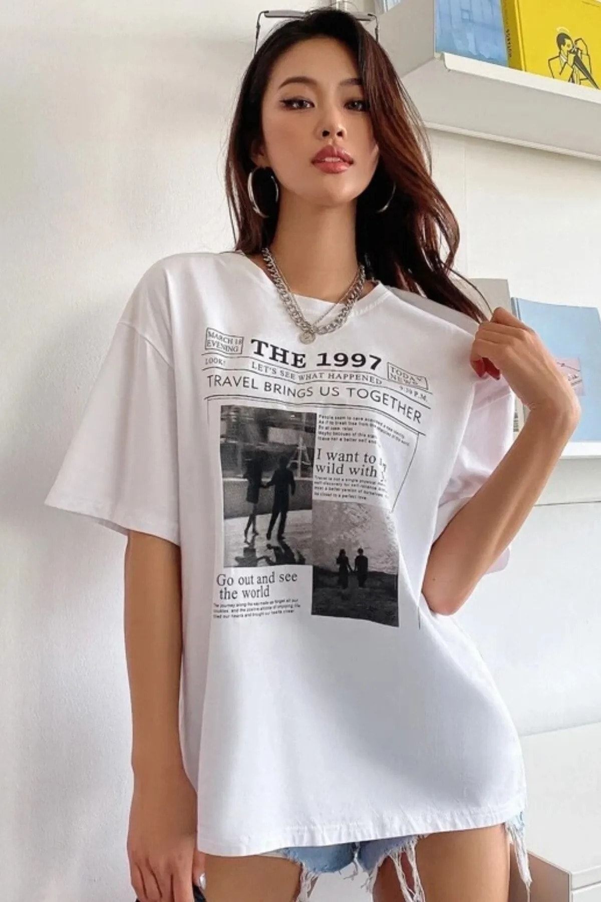 Kadın Beyaz The 1997 Baskılı Oversize T-shirt
