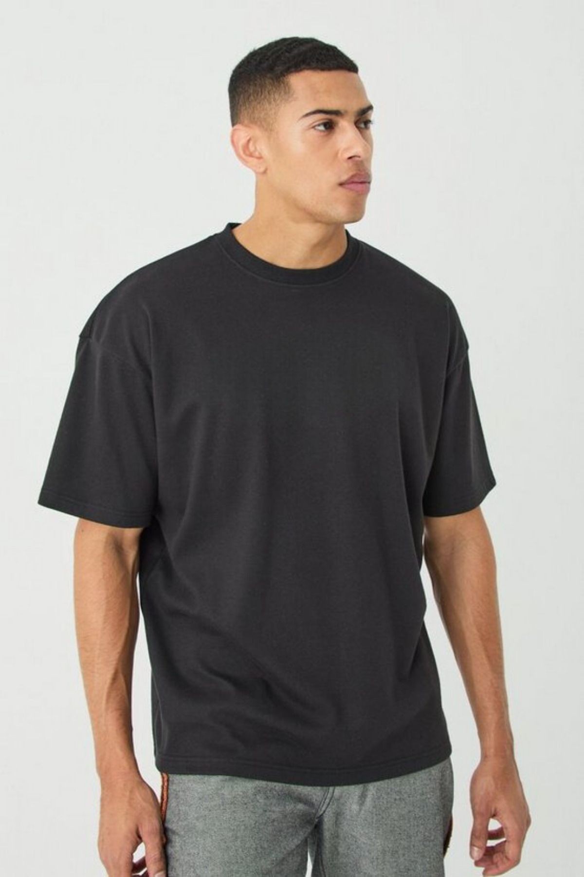 Basic T-Shirt Yeni Tasarım Türkiye Milli Logo - siyah