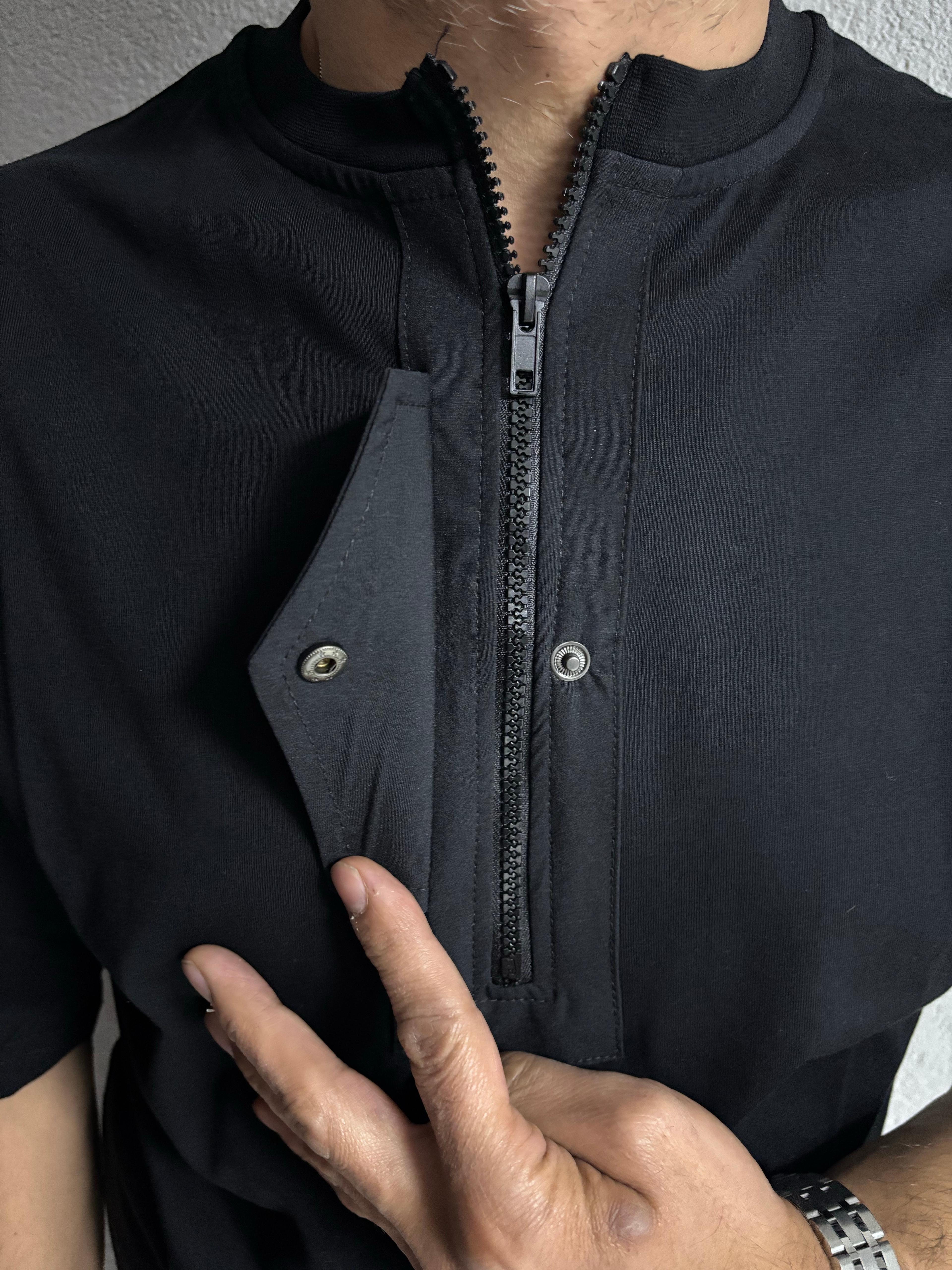Yakası Yalancı Cepli Fermuarlı Tshirt