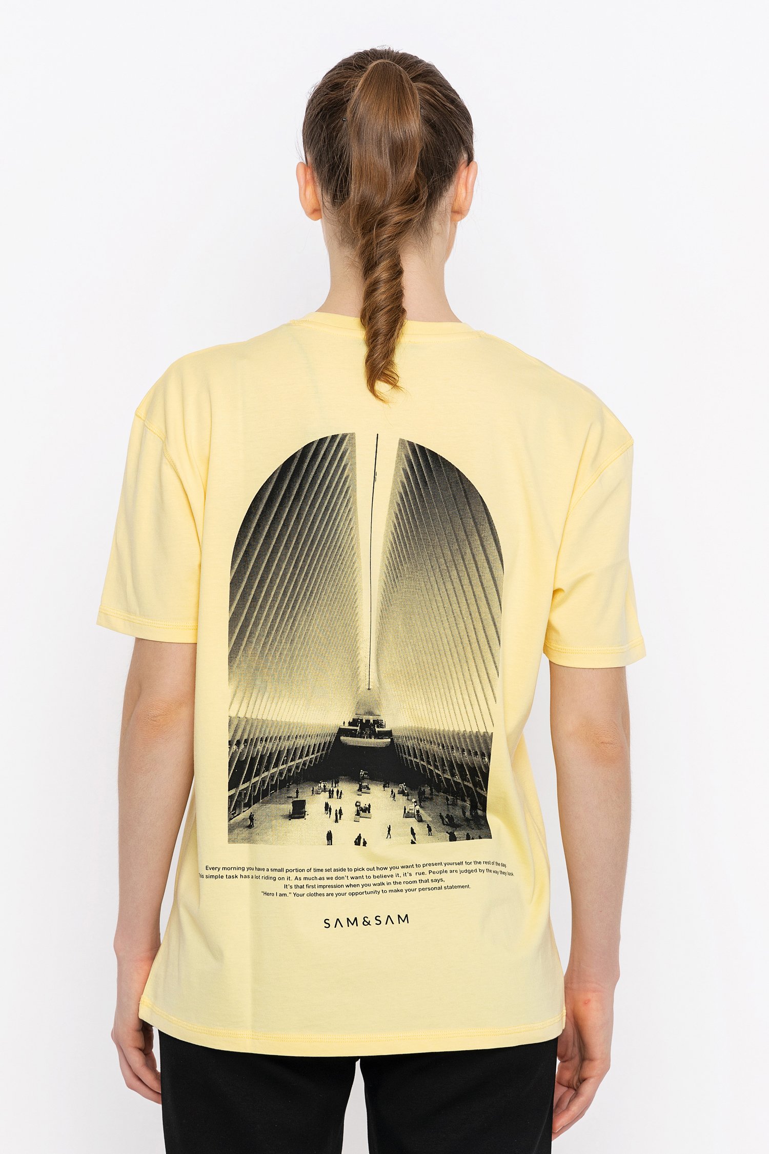 MUSEUM TEMA BASKILI KADIN SARI T-SHIRT