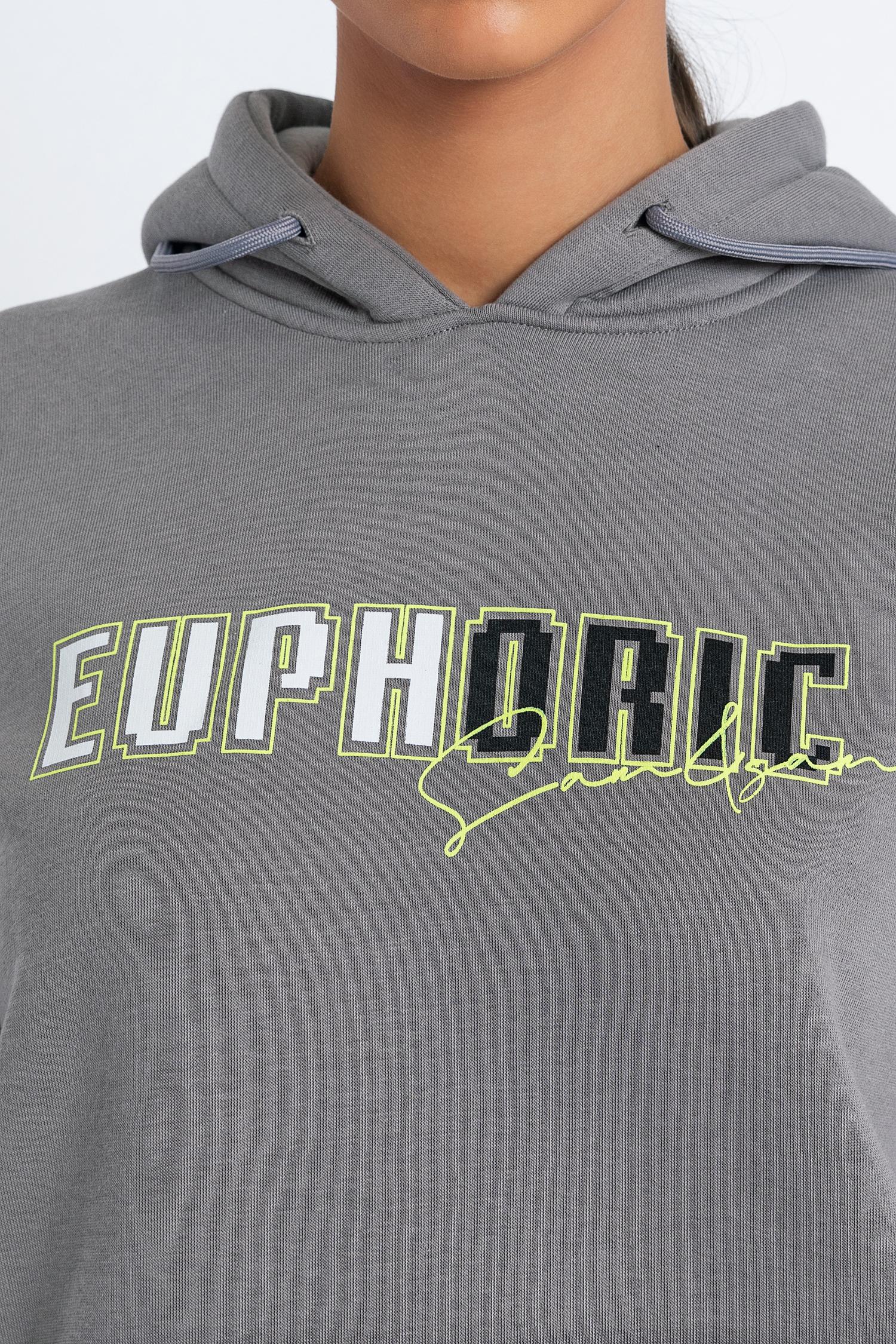 EUPHORIC İMZA TEMALI KAPÜŞONLU KADIN SWEATSHIRT