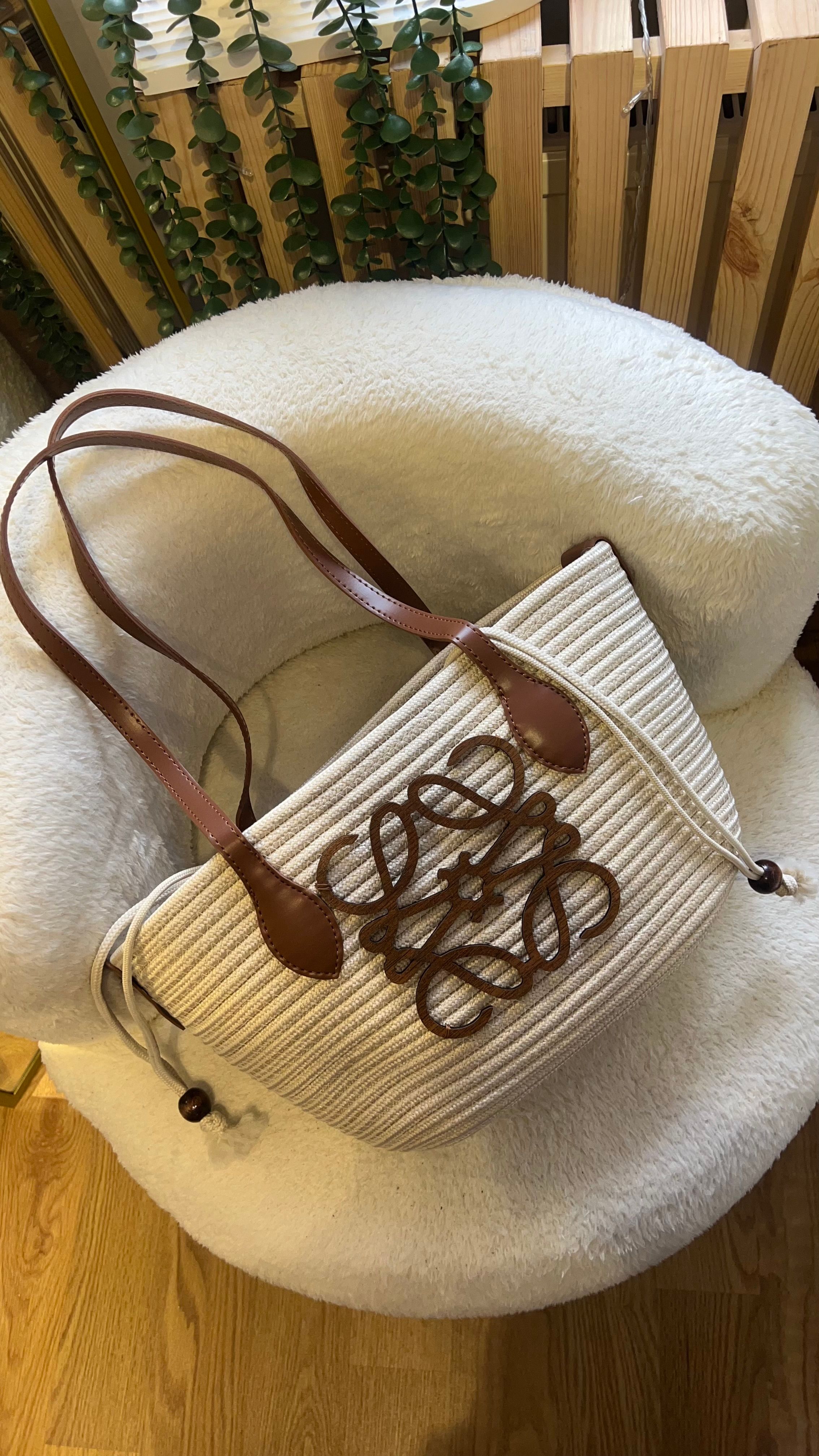 LOEWE KREM&TABA