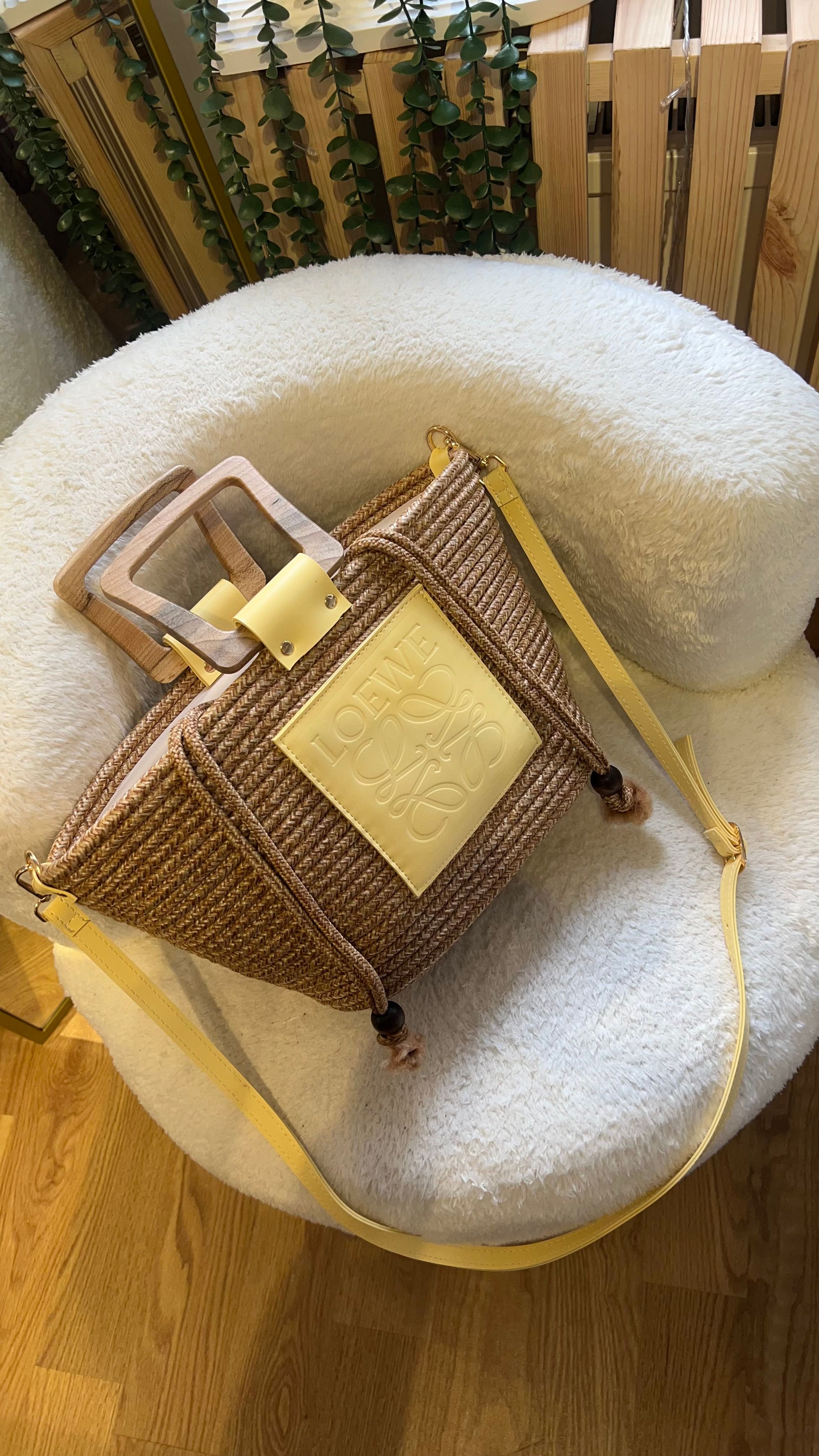 LOEWE JÜT&SARI