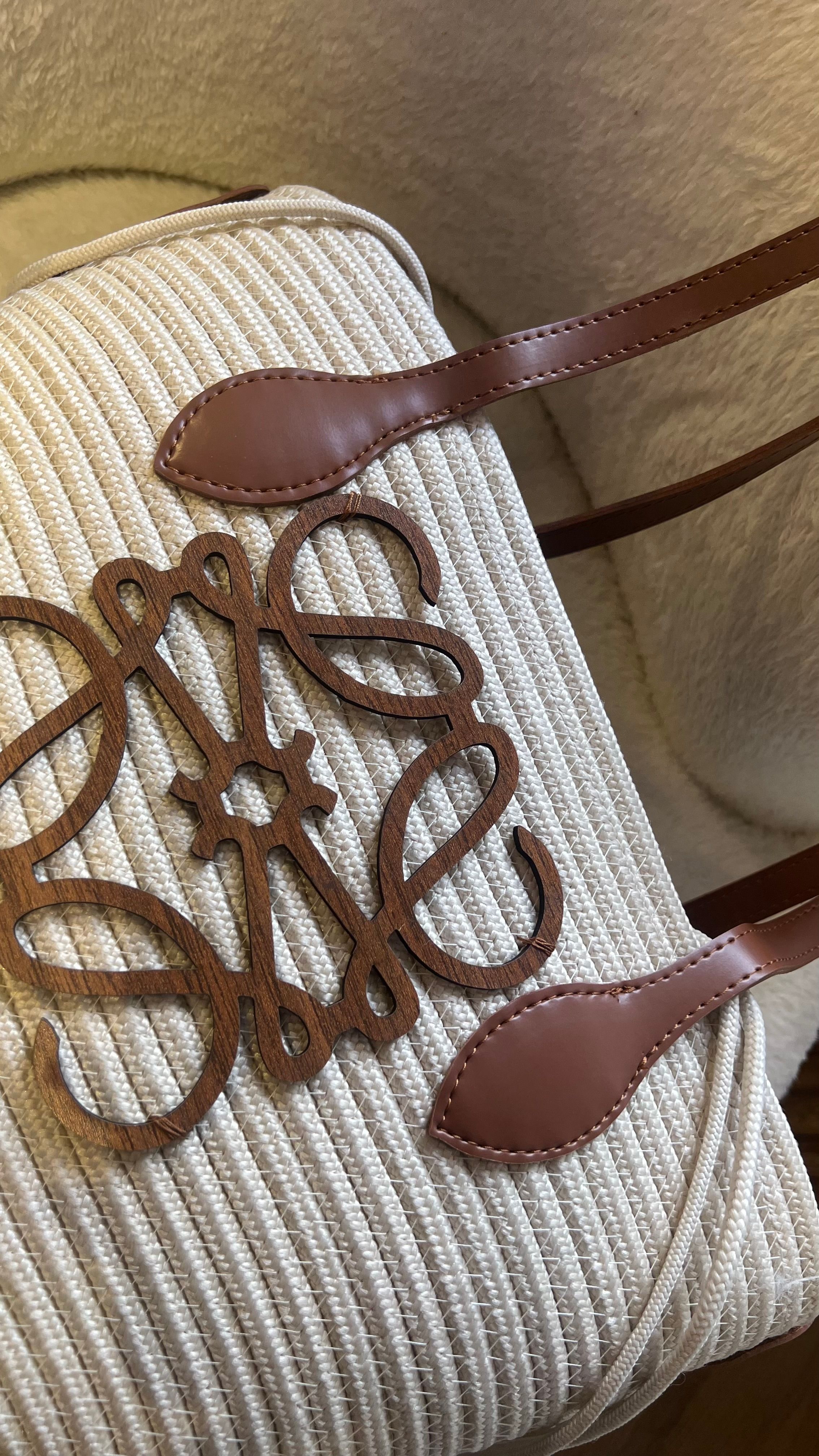 LOEWE KREM&TABA