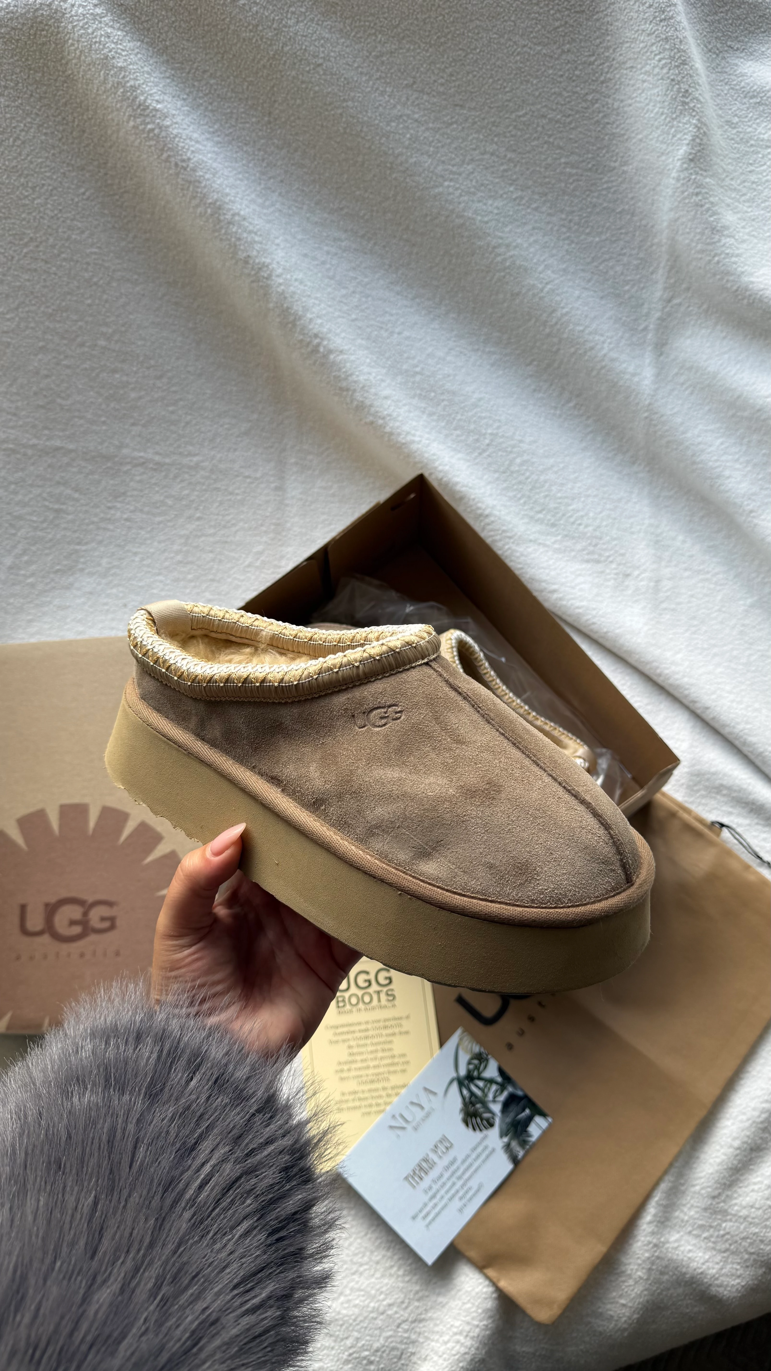 UGG TAZZ VİZON (GERÇEK KÜRK/GERÇEK DERİ) - DAR KALIP