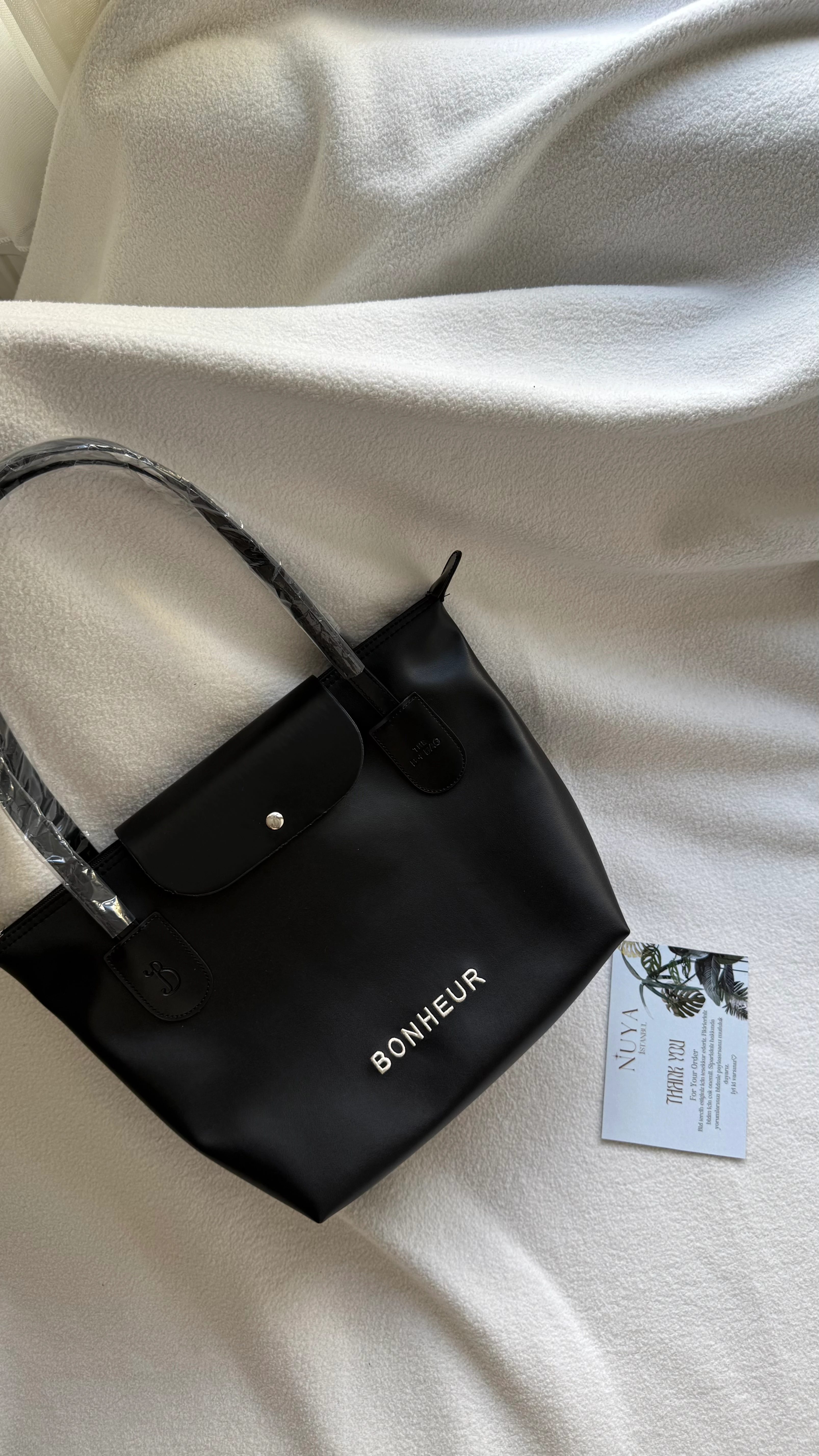 N°7 VEGAN PHANTOM BLACK