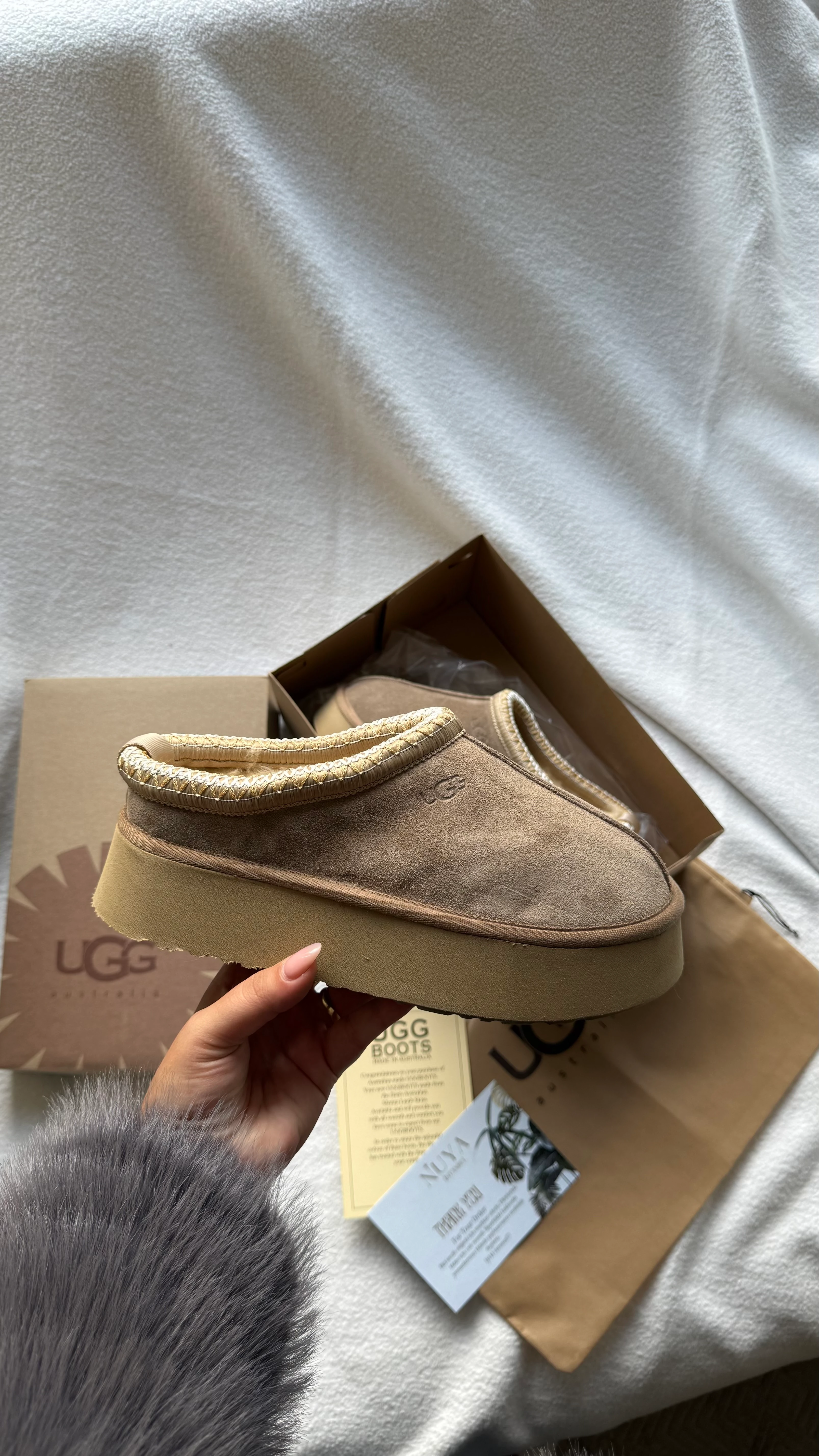 UGG TAZZ VİZON (GERÇEK KÜRK/GERÇEK DERİ) - DAR KALIP