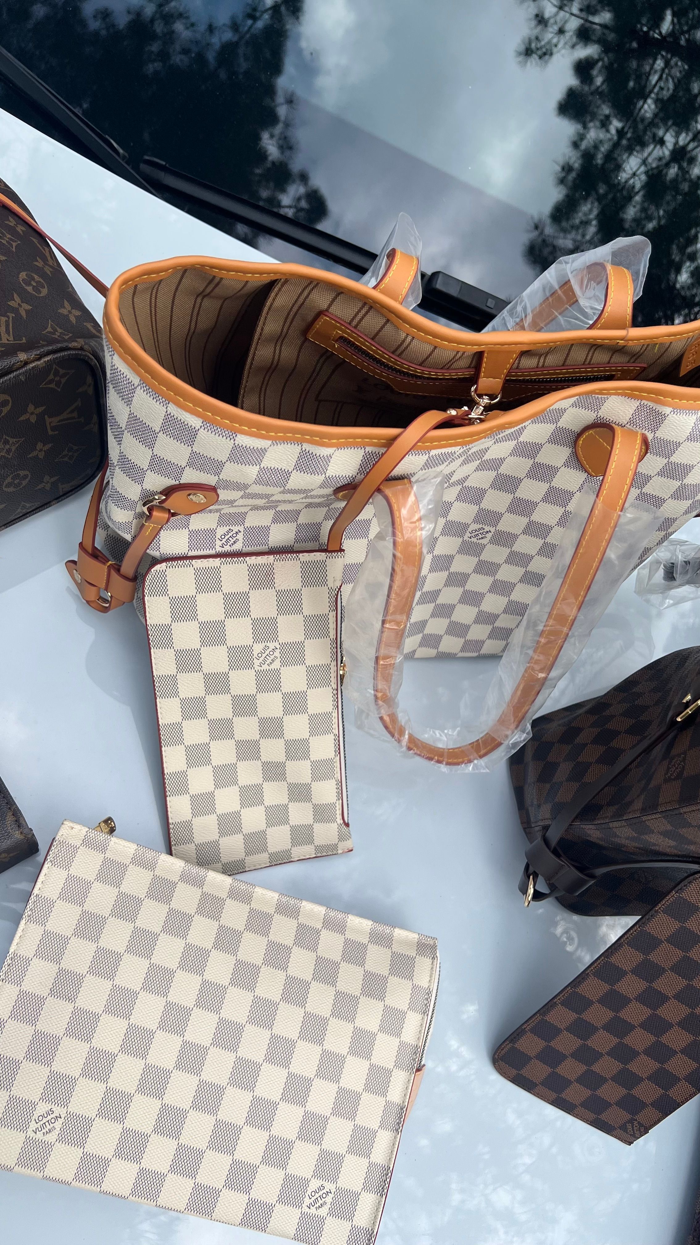 LV Neverfull + Clutch / Krem Damalı