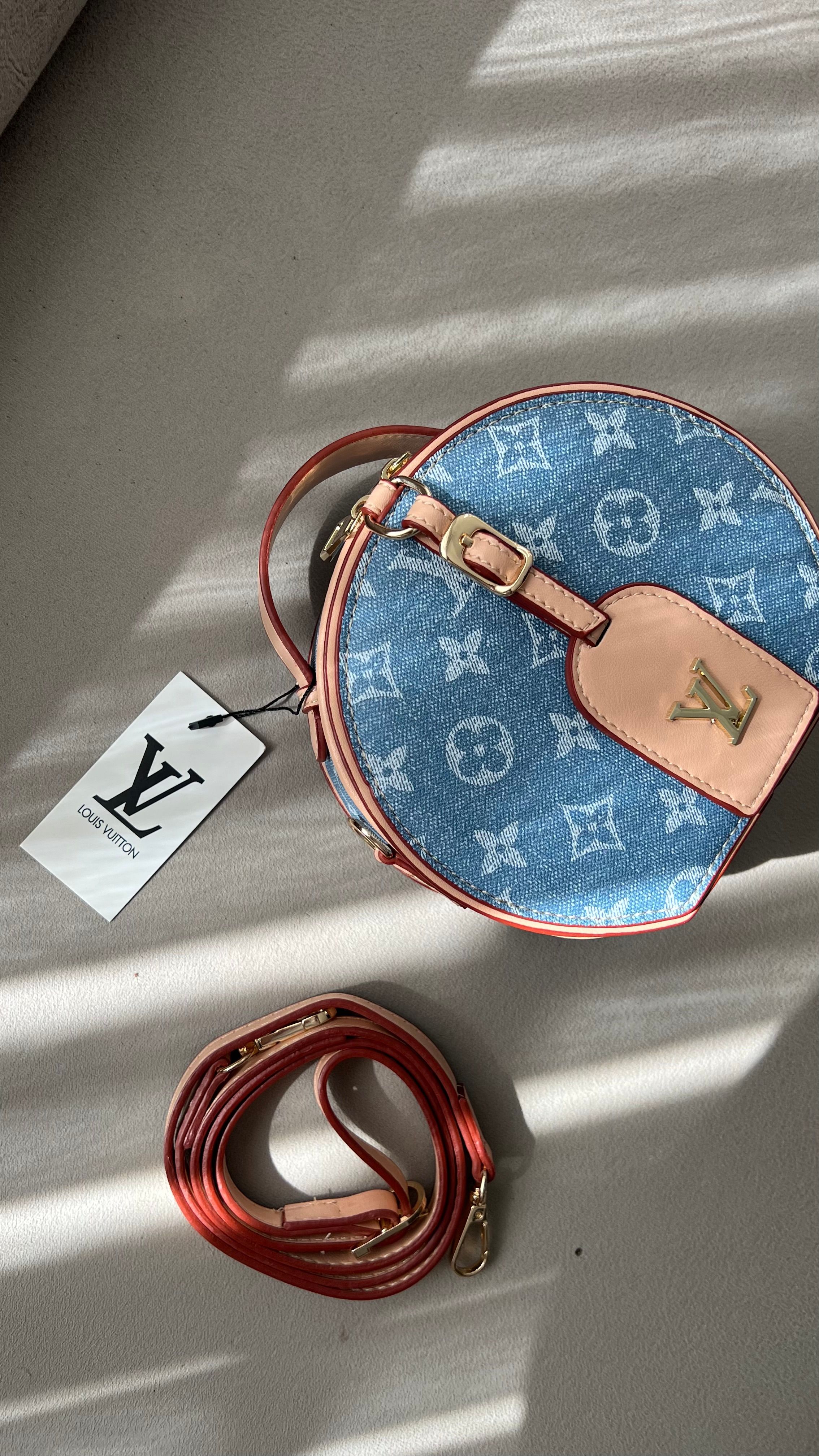 LV Boitte BAG -Açık KOT Rengi & Krem