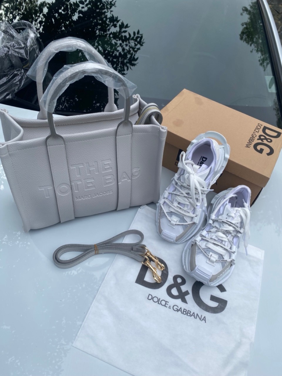 White DG & Gri Marc Jacobs Tote Bag