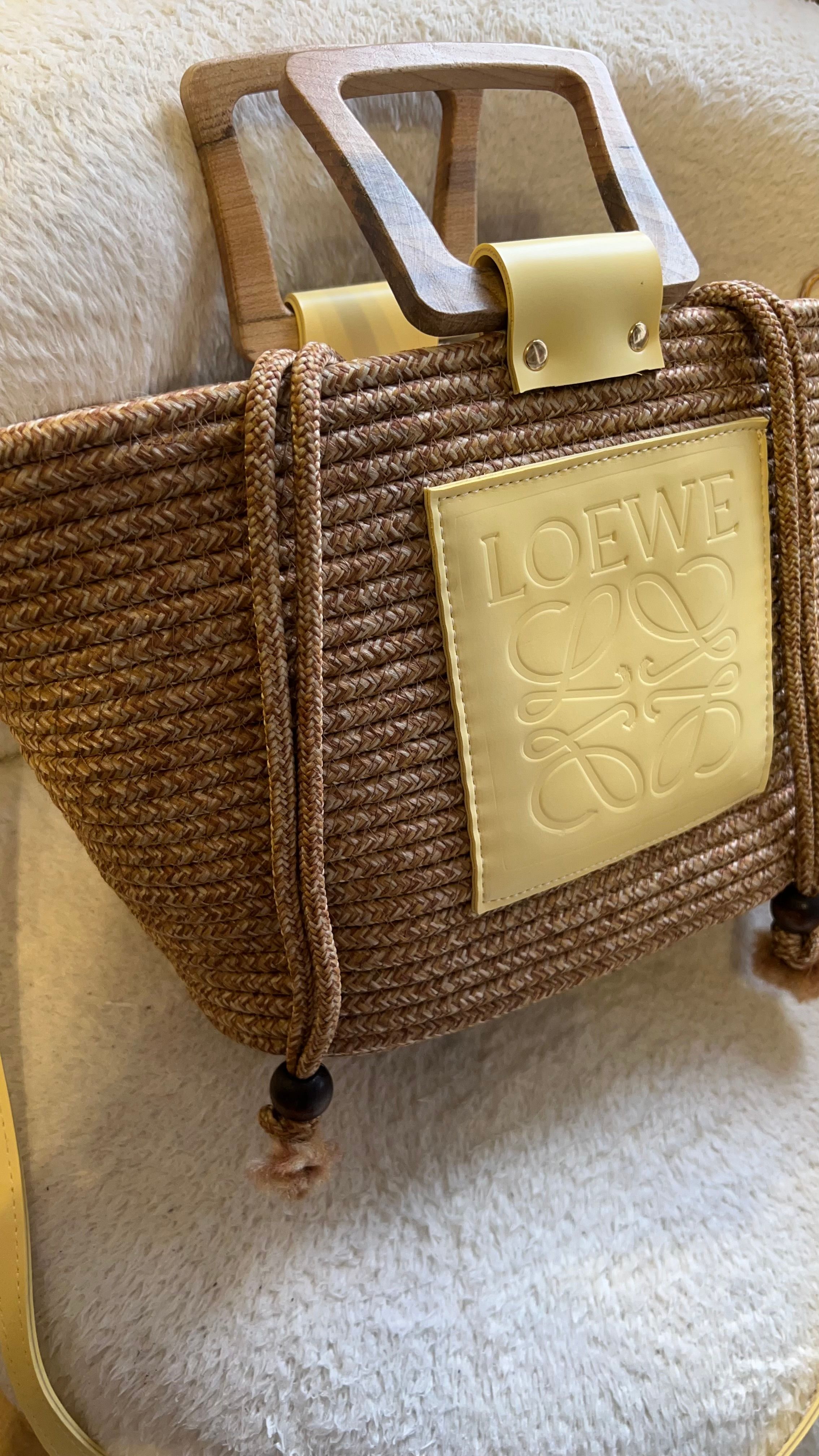 LOEWE JÜT&SARI