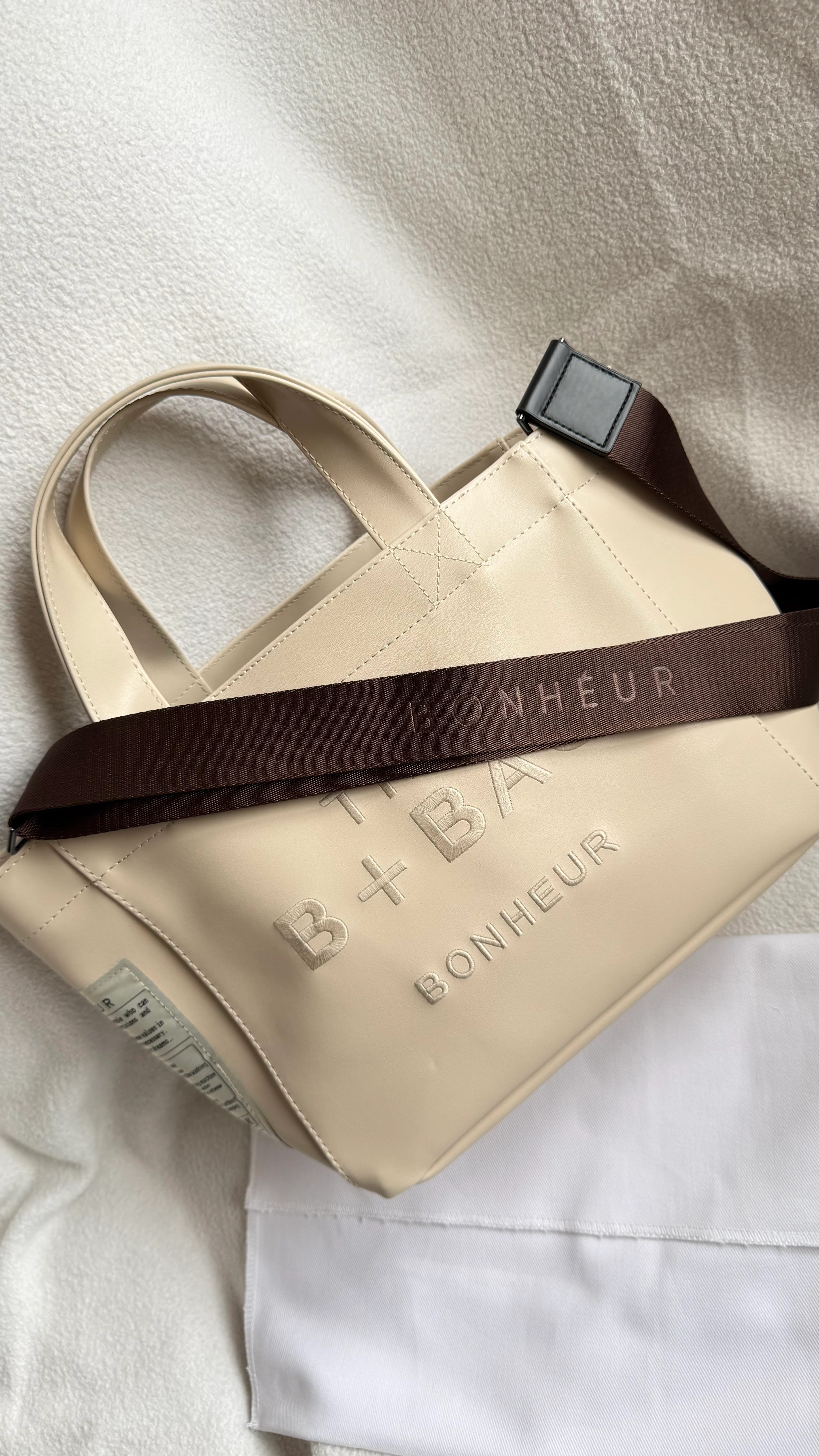 Bonheur VEGAN LEATHER CREAM PHANTOM