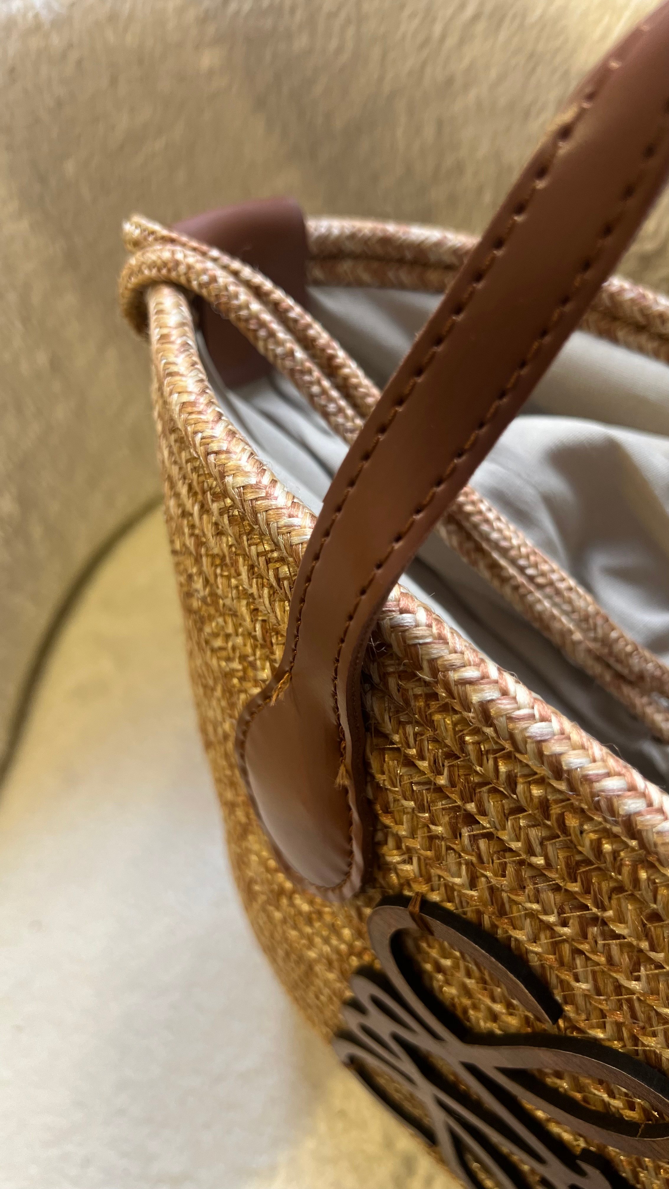 LOEWE JÜT&TABA 