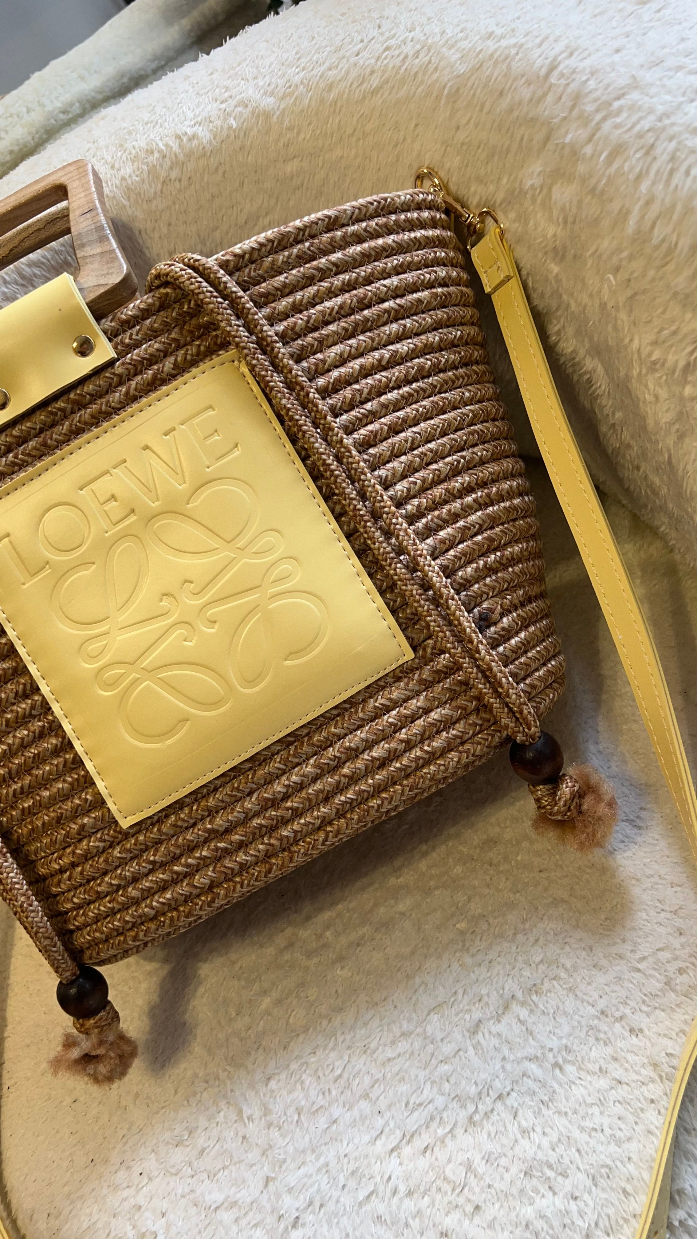 LOEWE JÜT&SARI