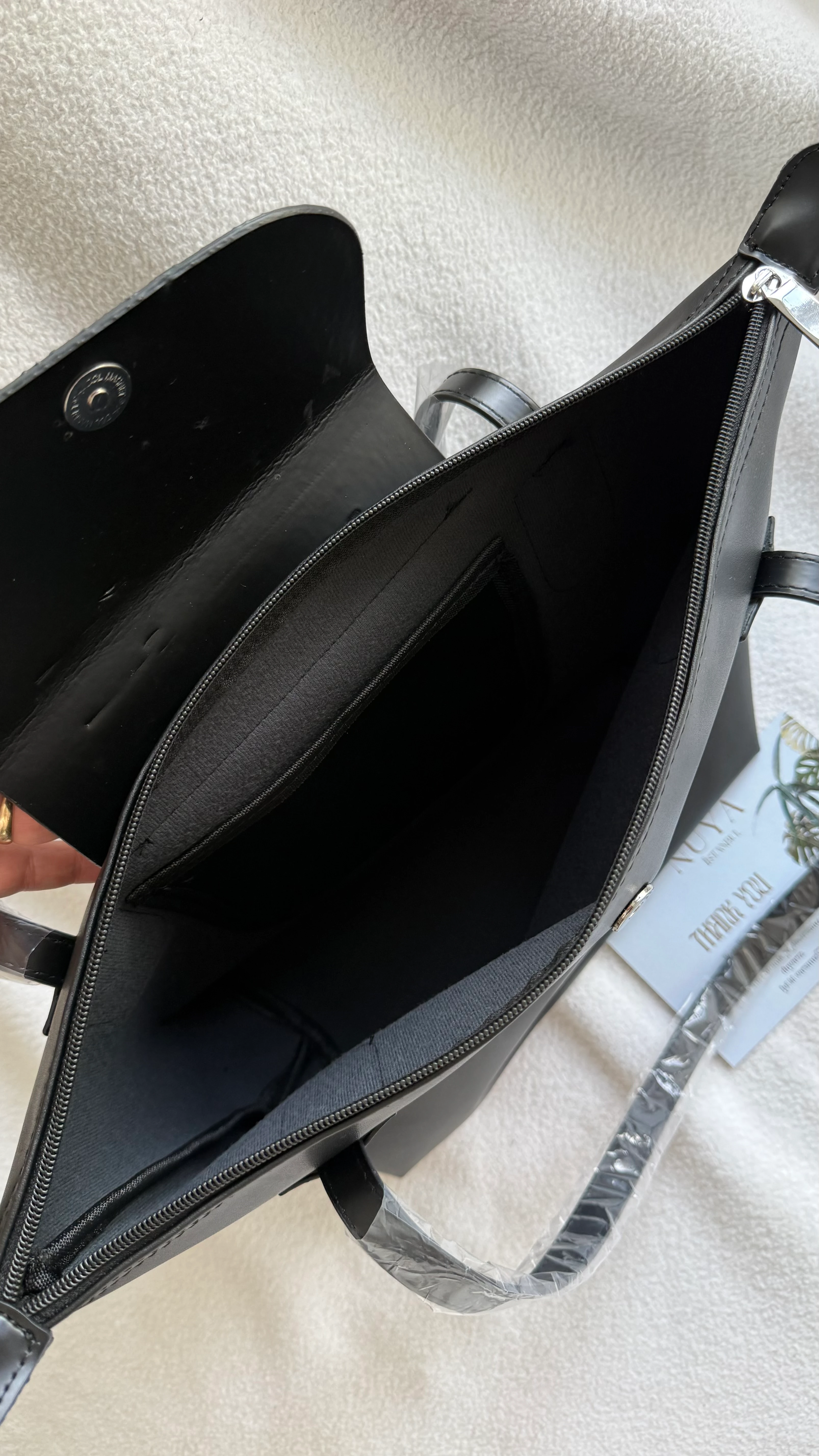 N°7 VEGAN PHANTOM BLACK