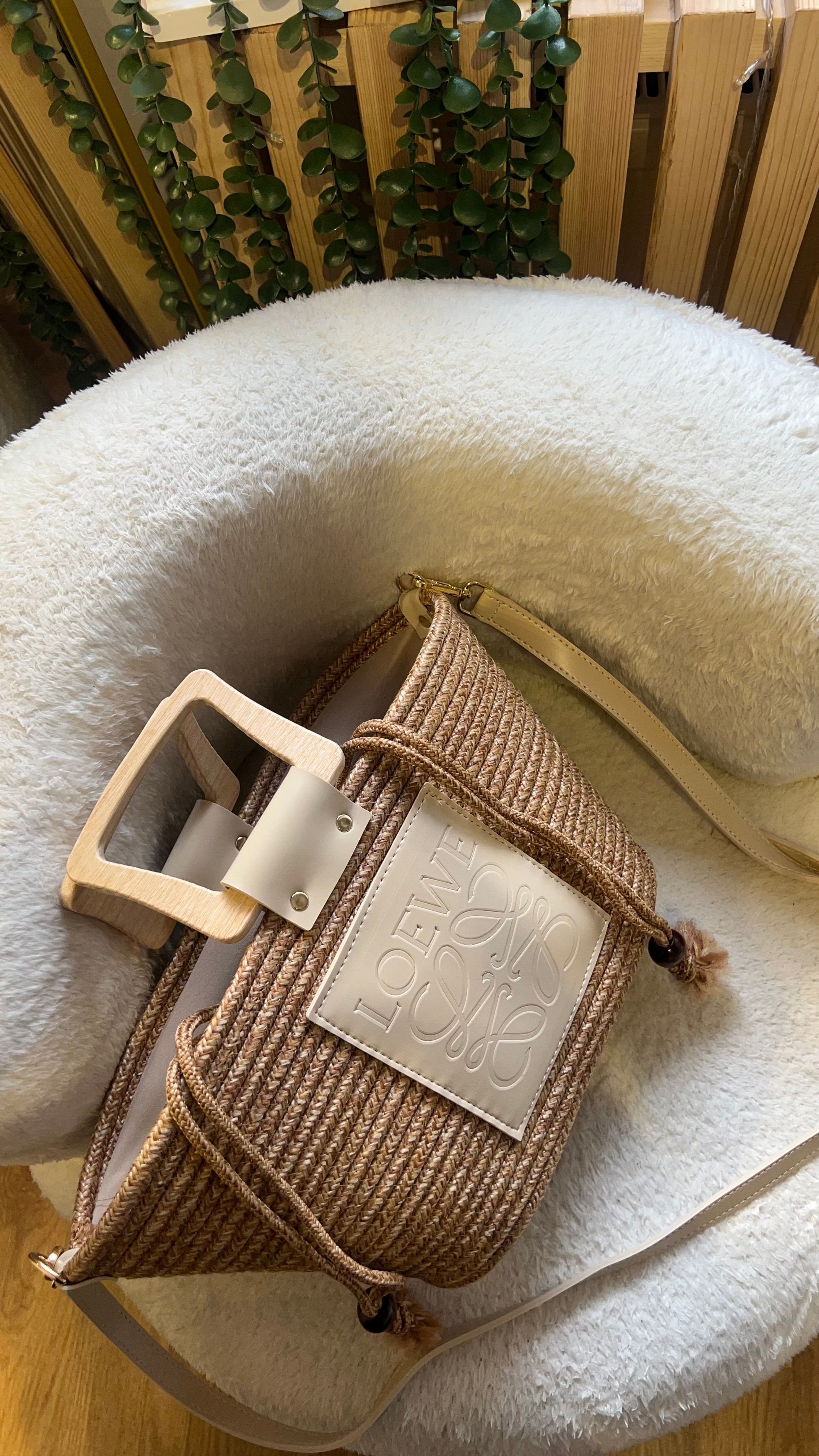 LOEWE JÜT&KREM 