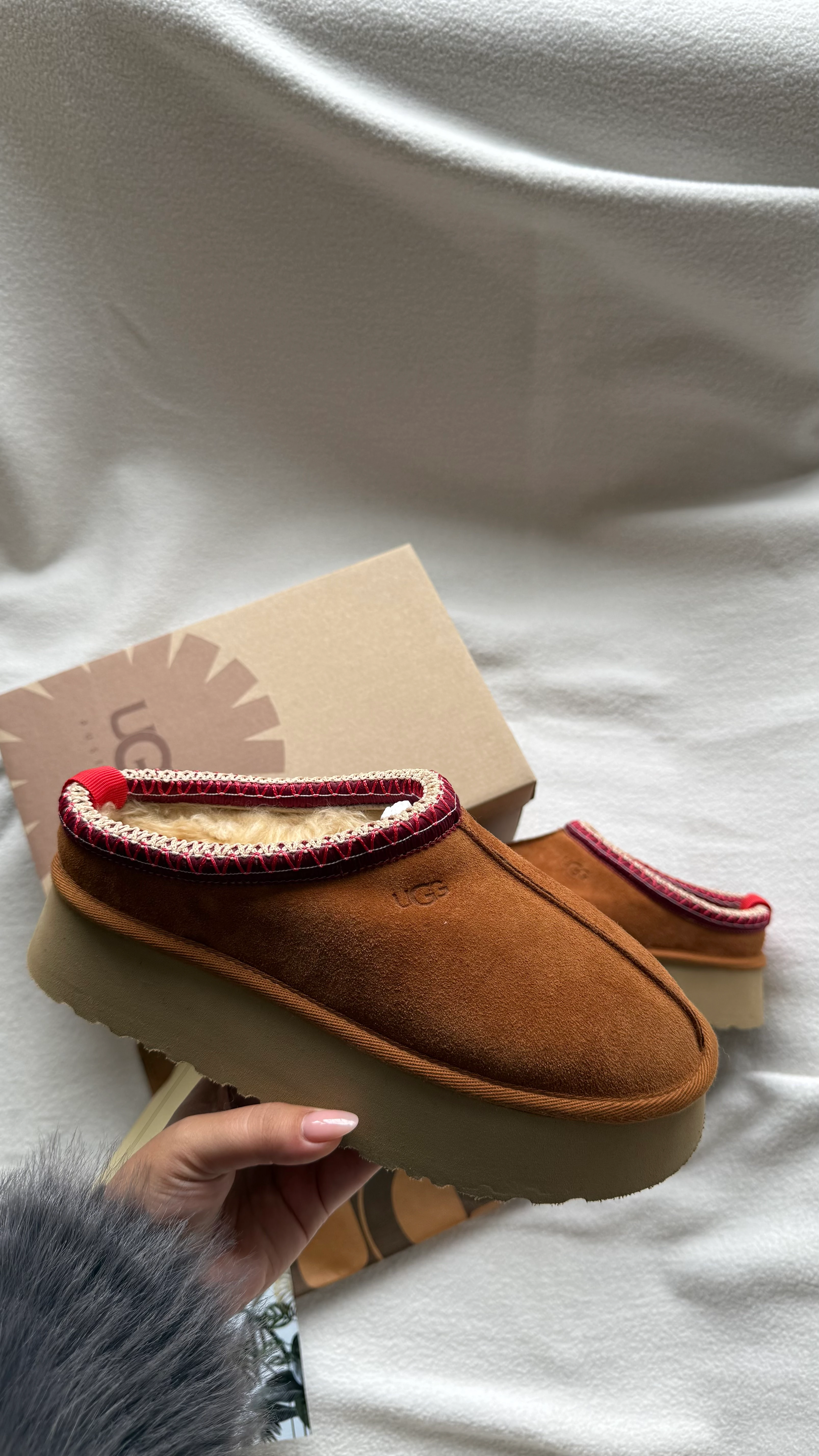 UGG TAZZ TABA (GERÇEK KÜRK/GERÇEK DERİ) - DAR KALIP