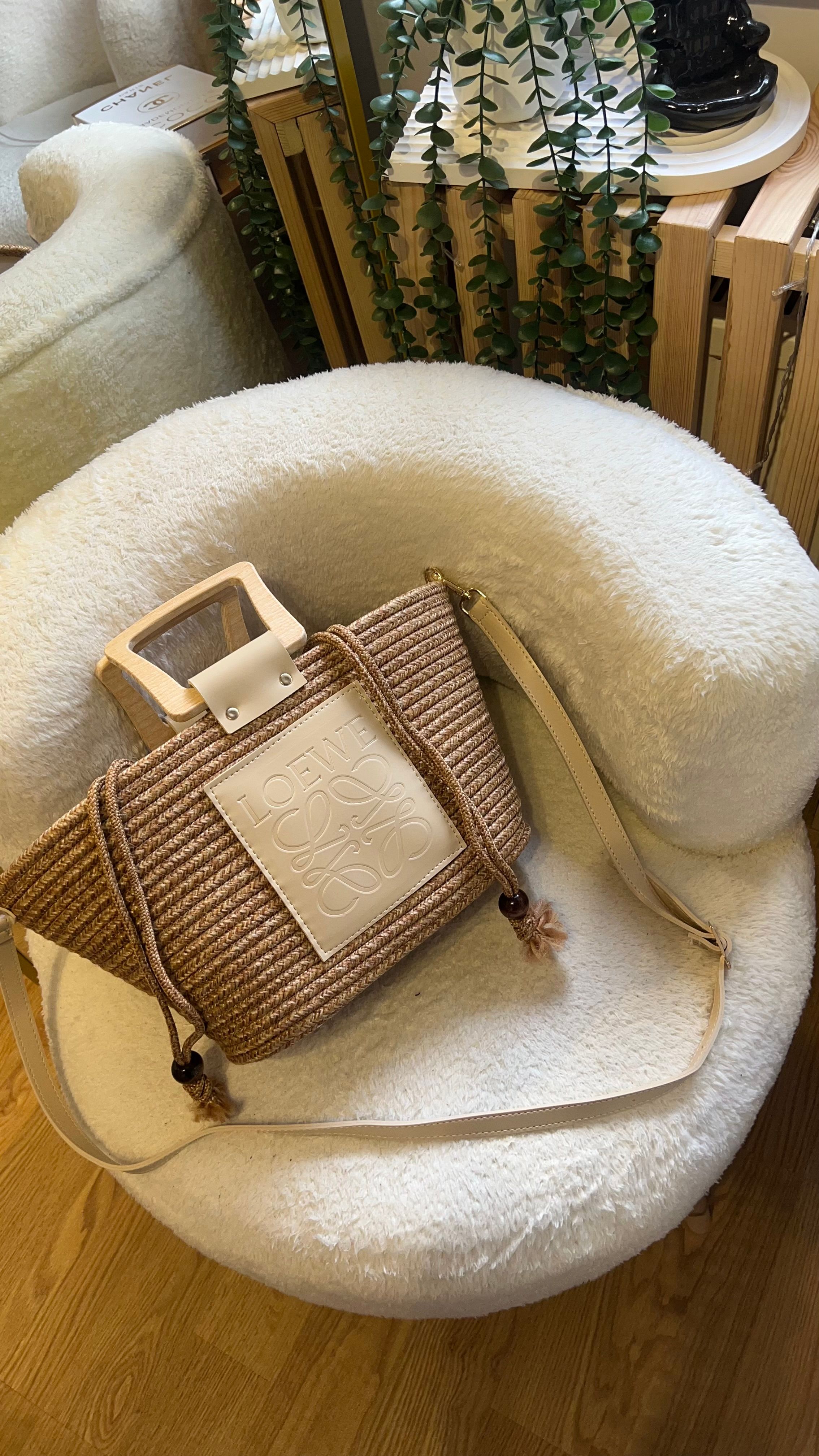 LOEWE JÜT&KREM 
