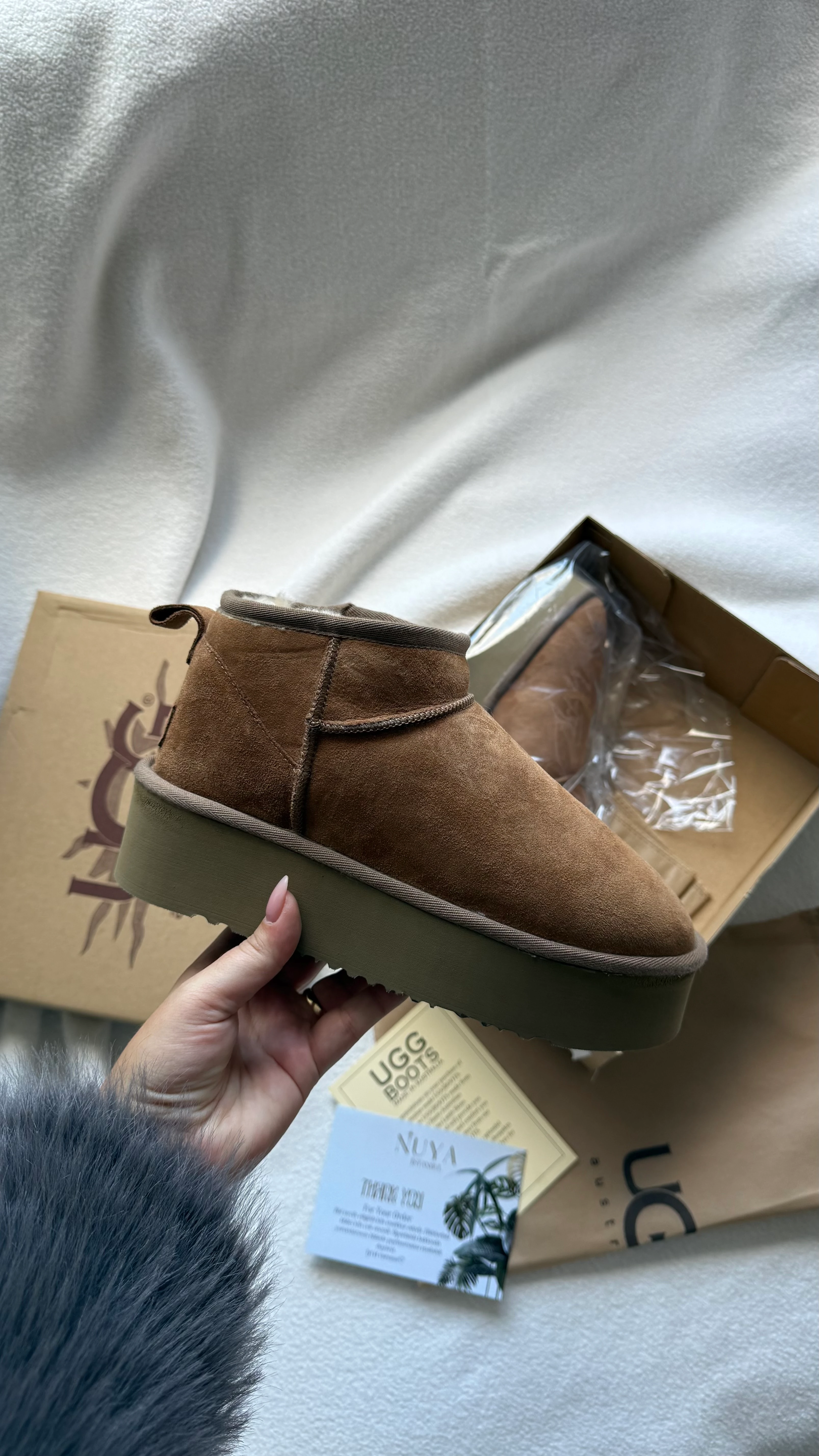 UGG MİNİ PLATFORM KESTANE (GERÇEK KÜRK-GERÇEK DERİ)- DAR KALIP