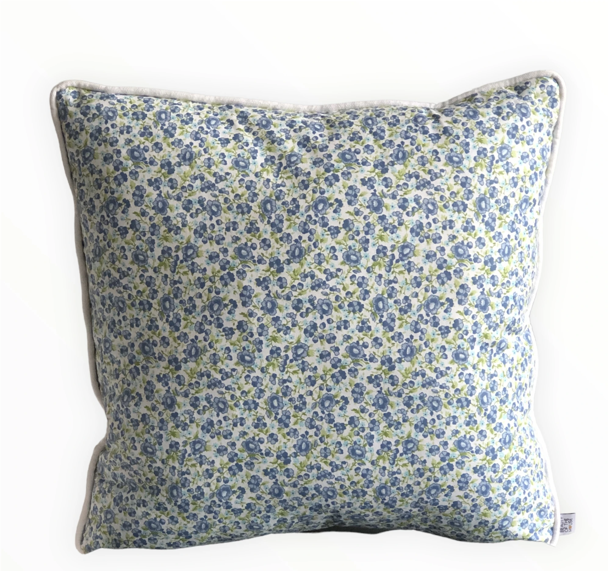 Joy Collection Desenli Kırlent Kılıfı