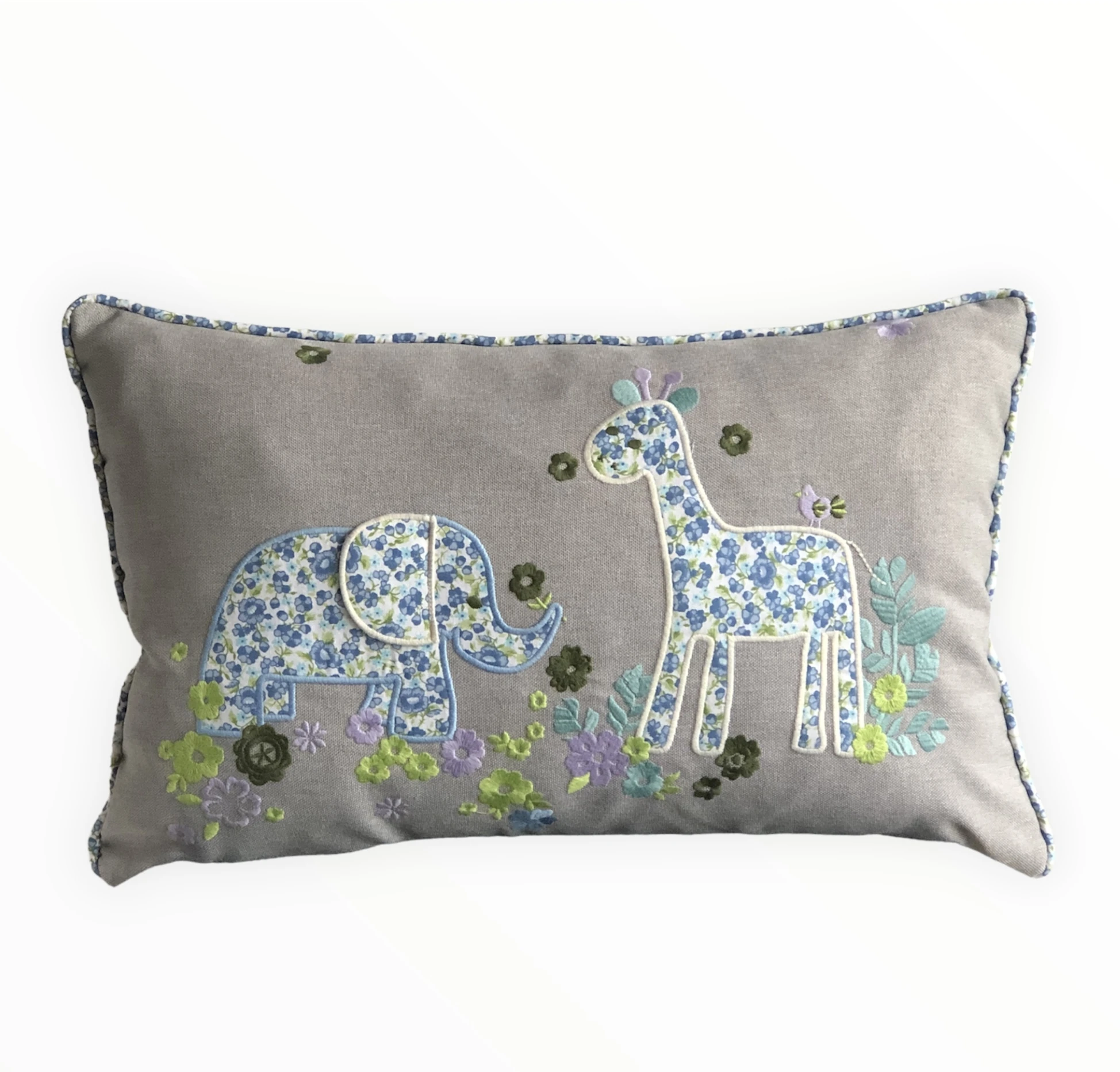 Joy Collection Nakışlı Çocuk Kırlent