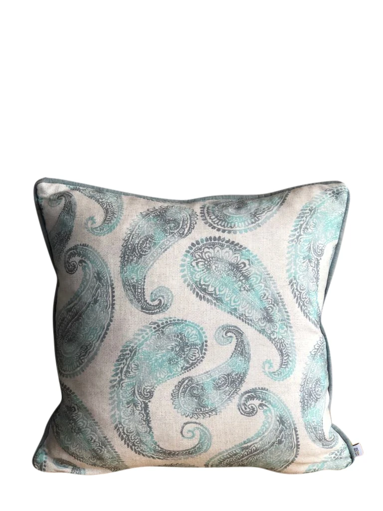 Casablanca Collection Desenli Kare Kırlent Kılıfı