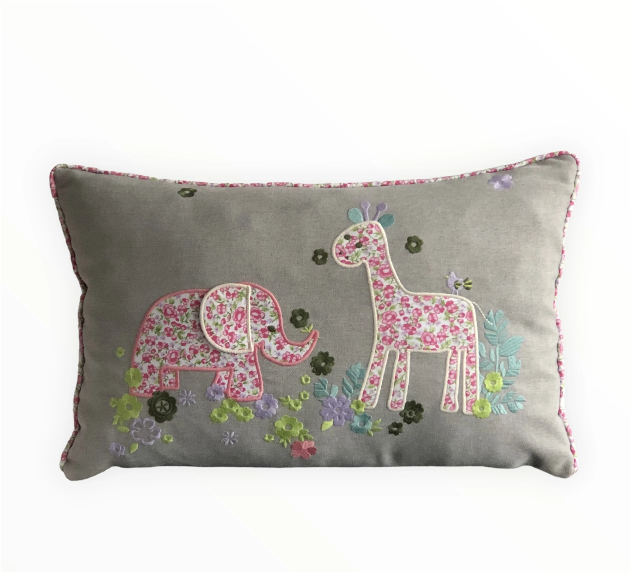 Joy Collection Nakışlı Çocuk Kırlent