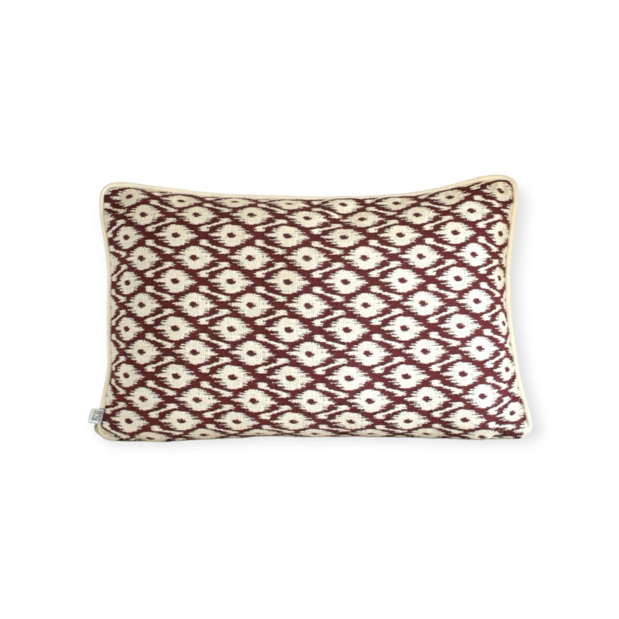 Desenli Bel Yastık Kılıfı