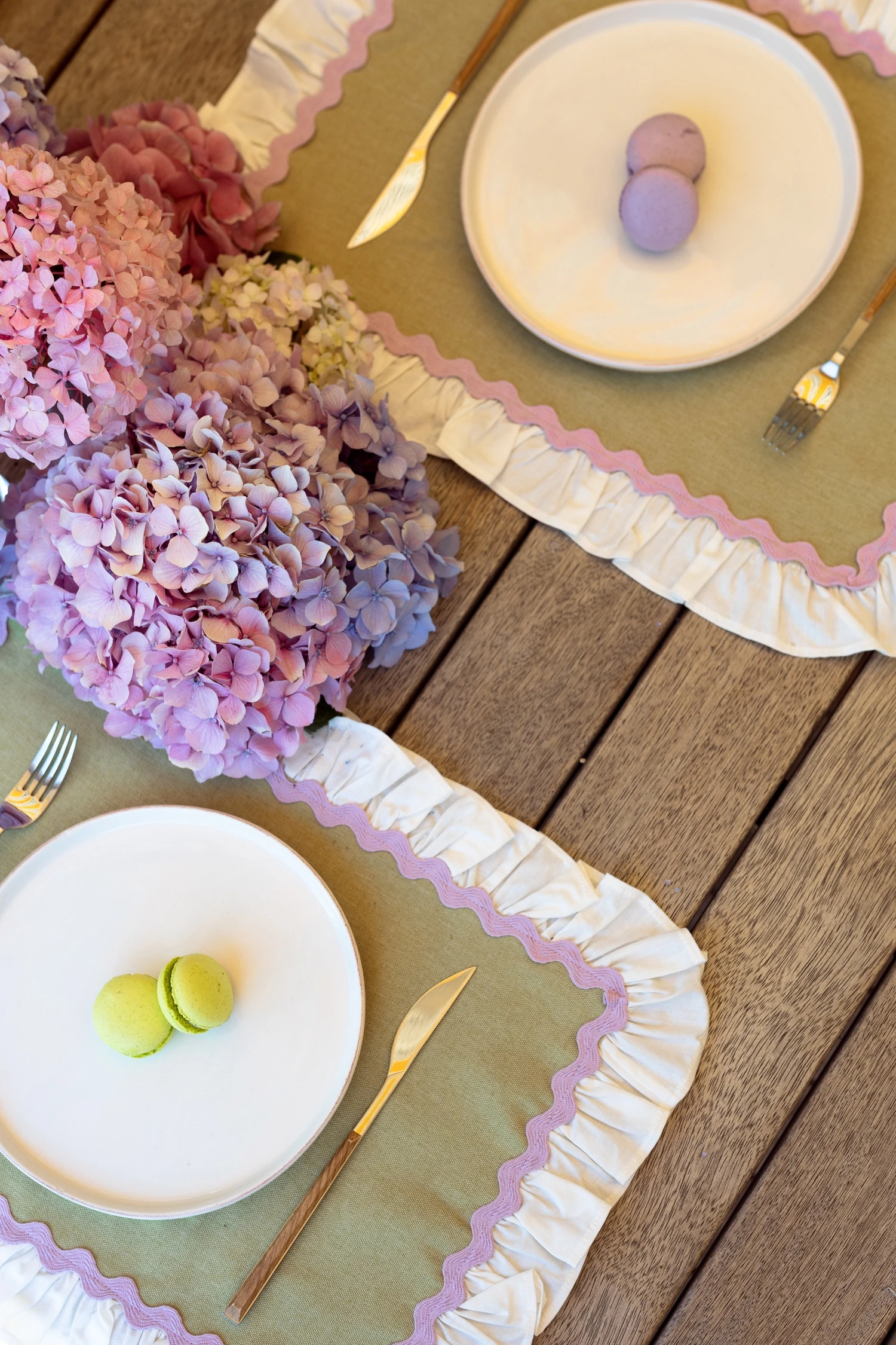 Fırfırlı Amerikan Servis