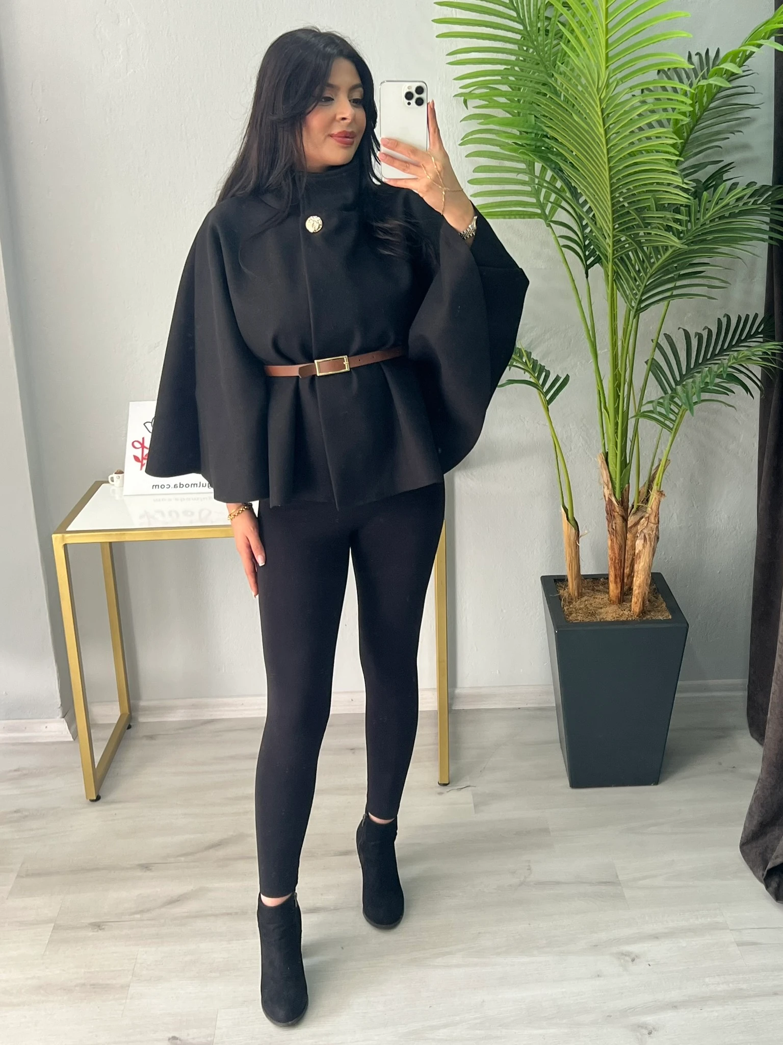 Kaşe Kemer Detaylı Panço