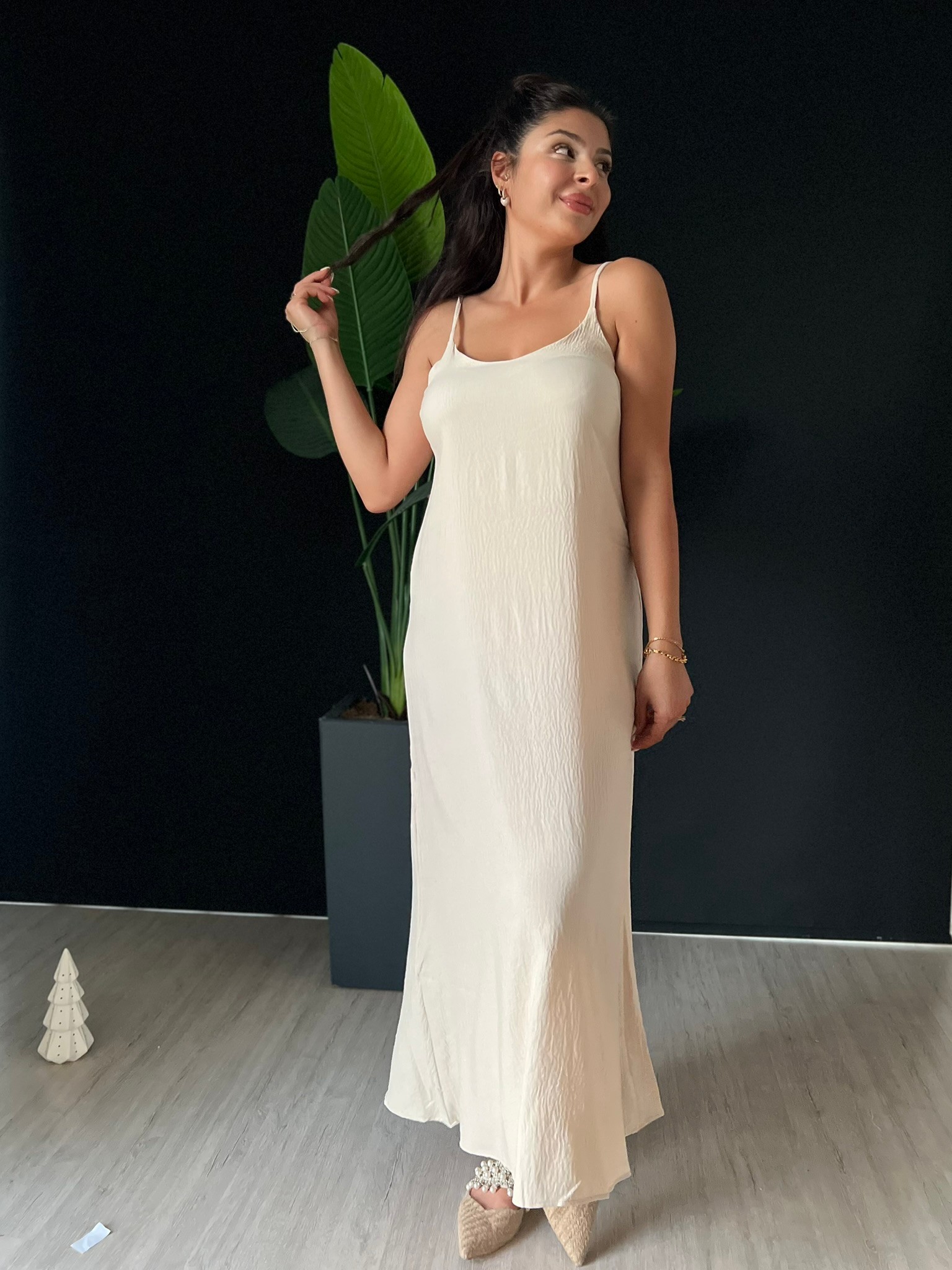 SOLEA İP ASKILI ELBİSE