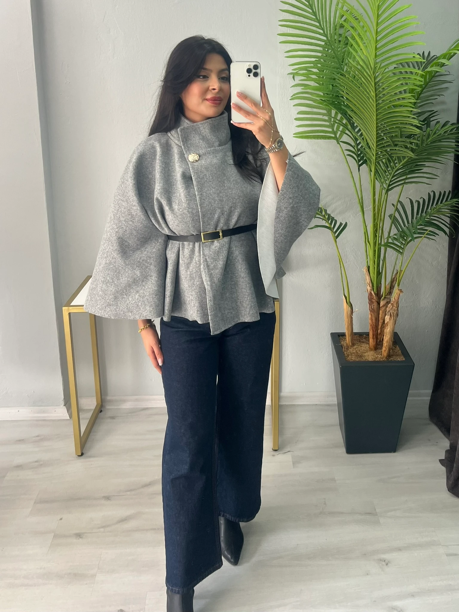 Kaşe Kemer Detaylı Panço