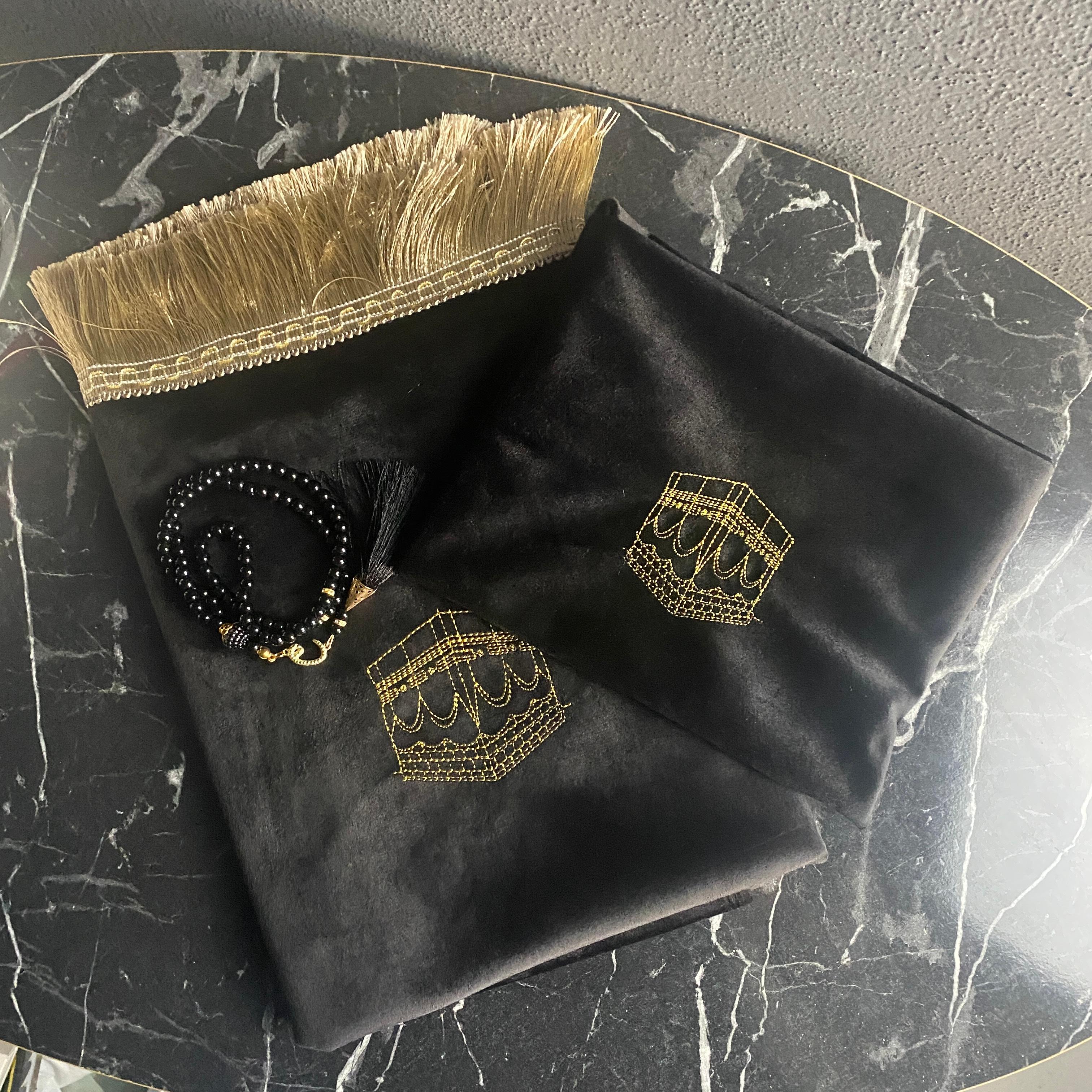 Minimal Kabe Desenli Çantalı Kadife Seccade - Siyah