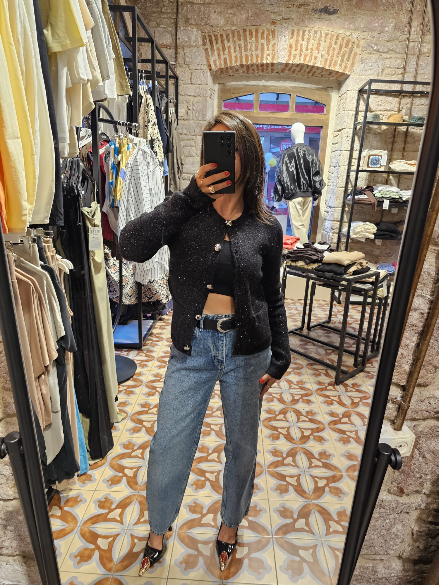 ÖNÜ DÜĞMELİ TRİKO HIRKA