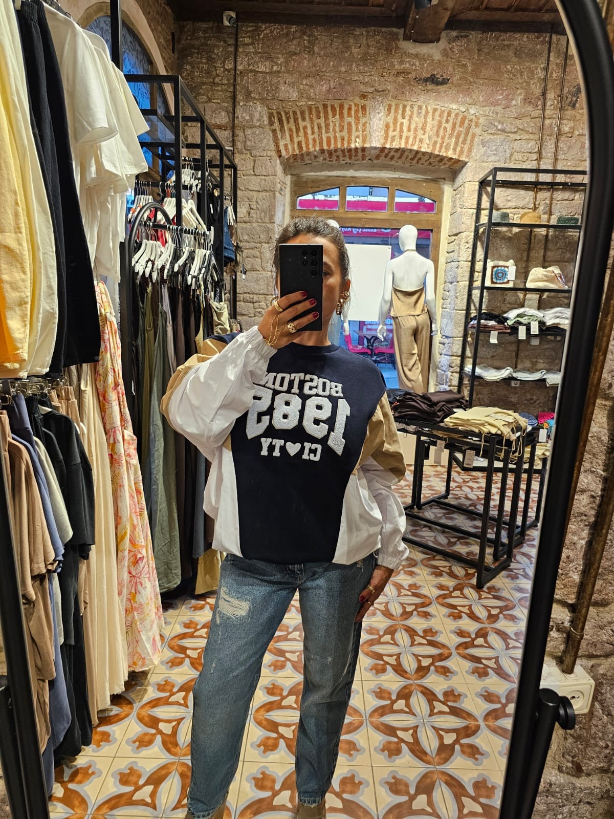 ÇOK RENKLİ SWEATSHIRT