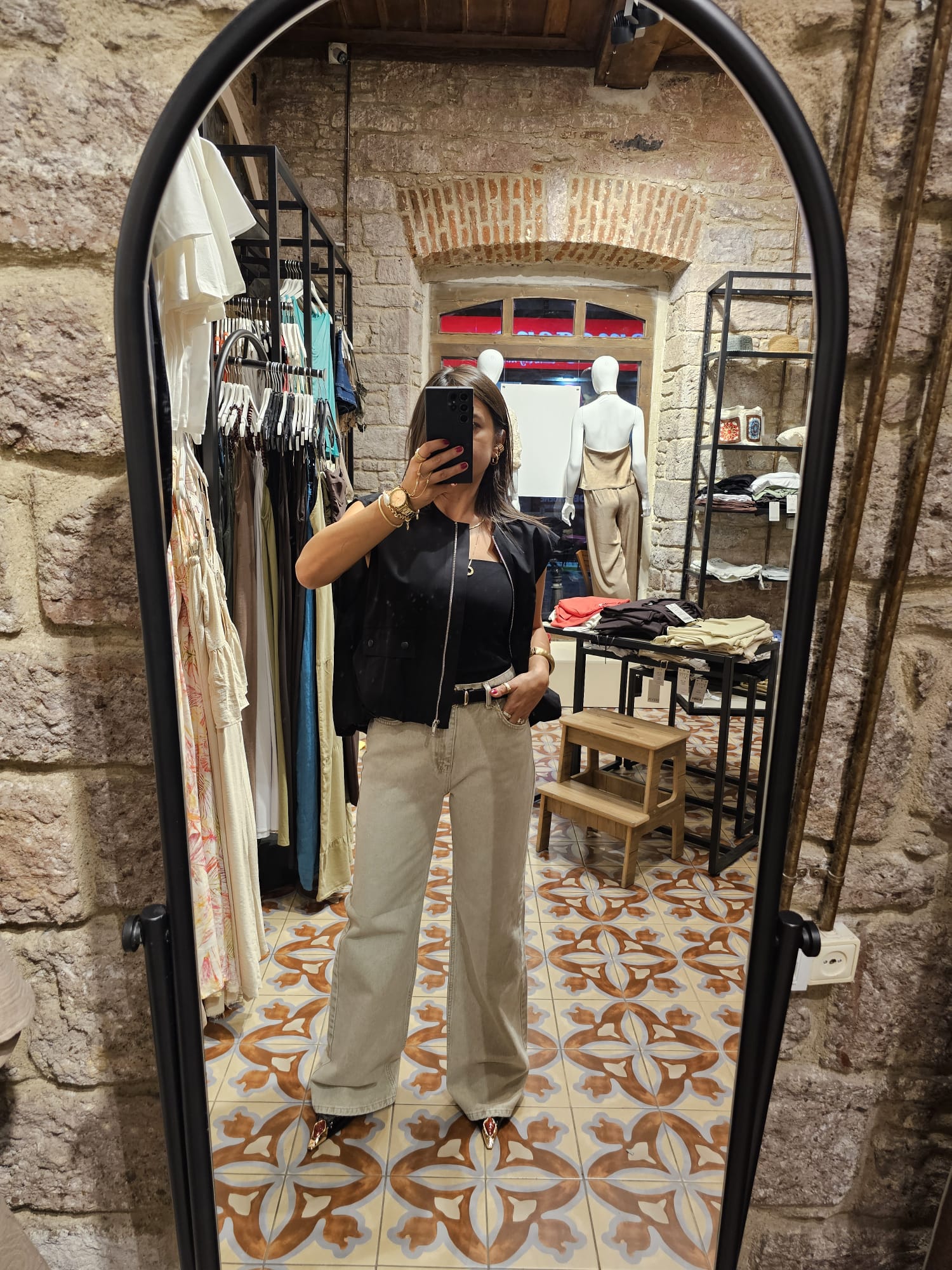 BEL LASTİK DETAYLI YELEK