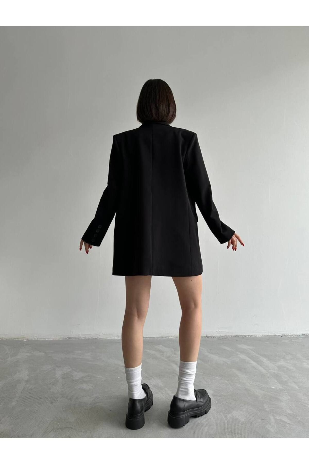 Blazer Bol Kesim Ceket- Kemerli Mini Etek Kadın Takım