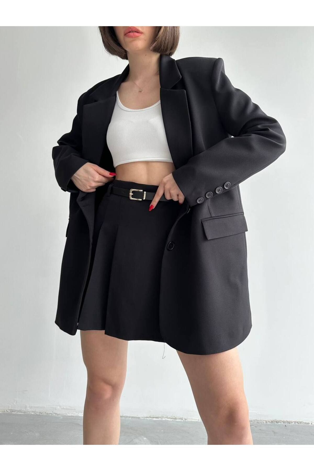 Blazer Bol Kesim Ceket- Kemerli Mini Etek Kadın Takım