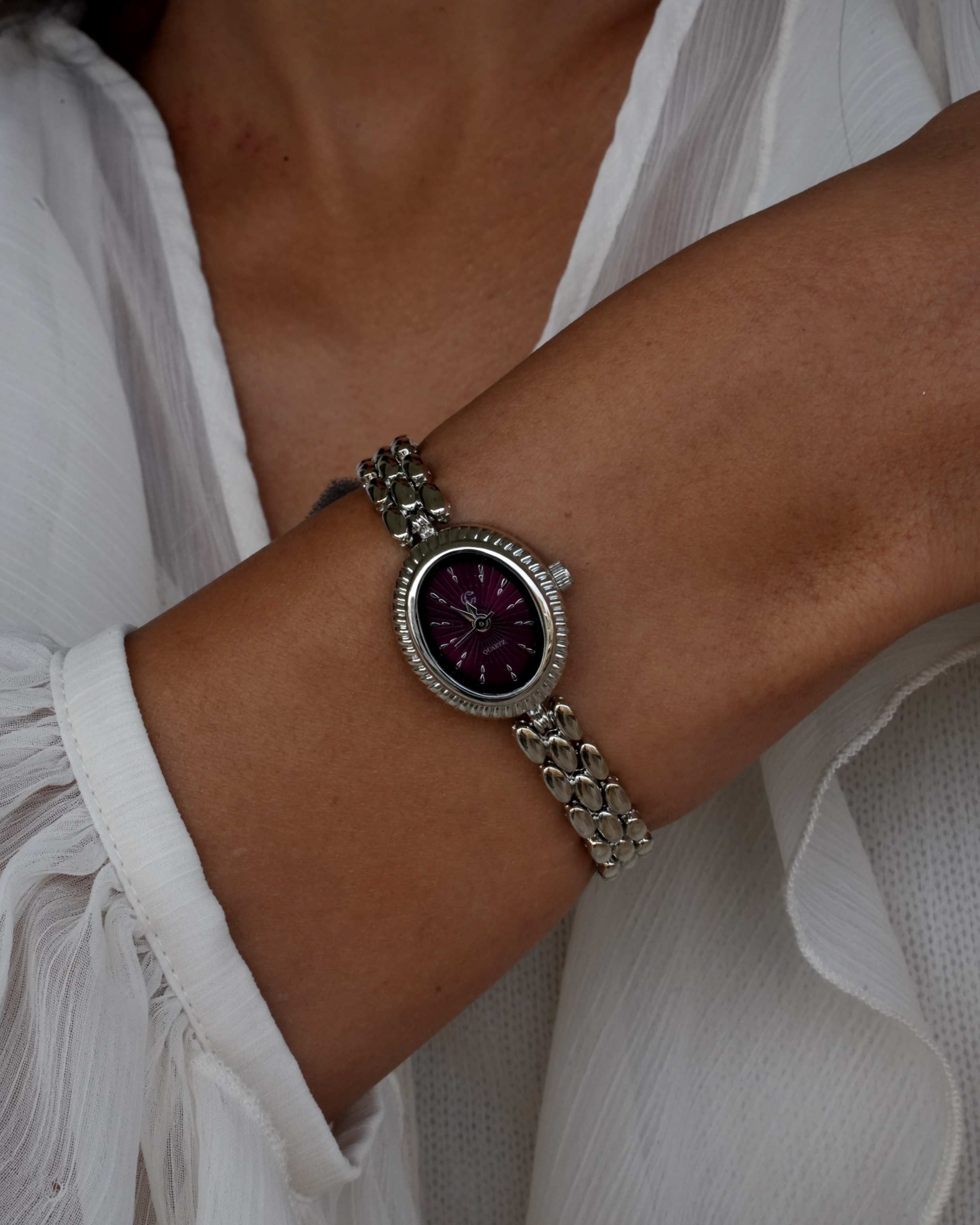 Burgundy Watch / Saat