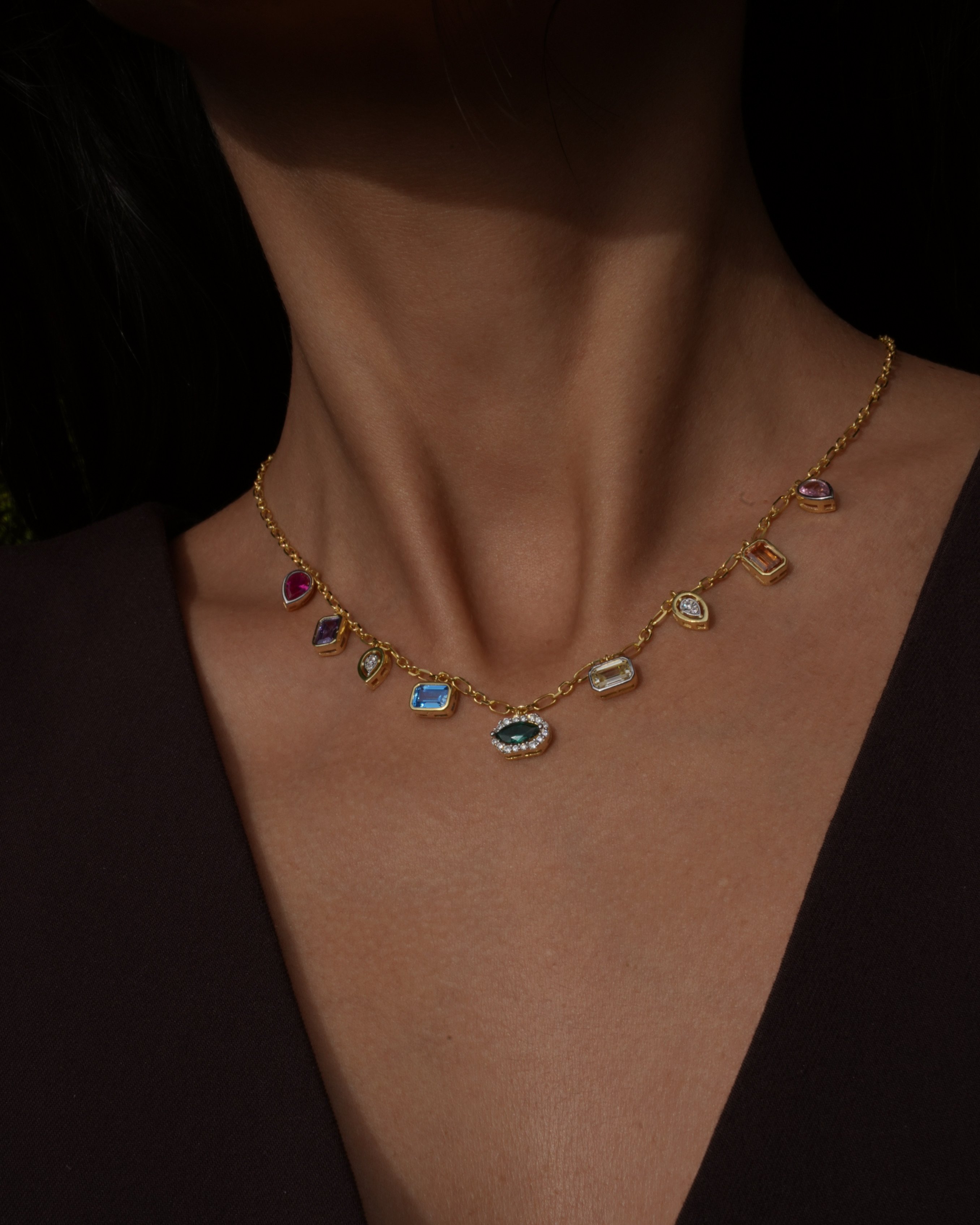 925 Gümüş / Sallantılı Lily Kolye