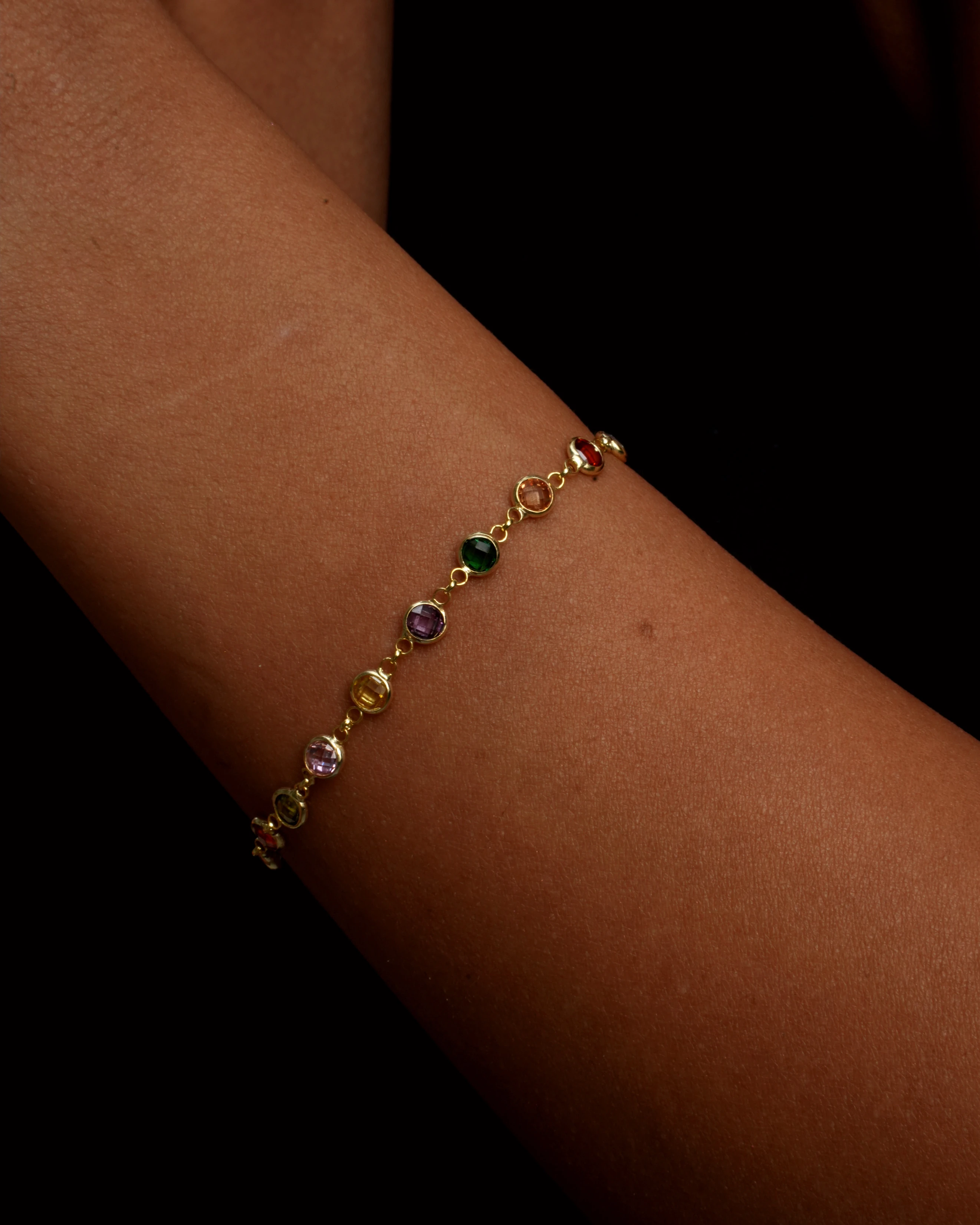 925 Gümüş / Yuvarlak Renkli Taşlı Bileklik