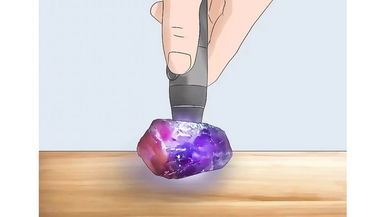 Hangi Değerli Taşlar Işığı Geçirir