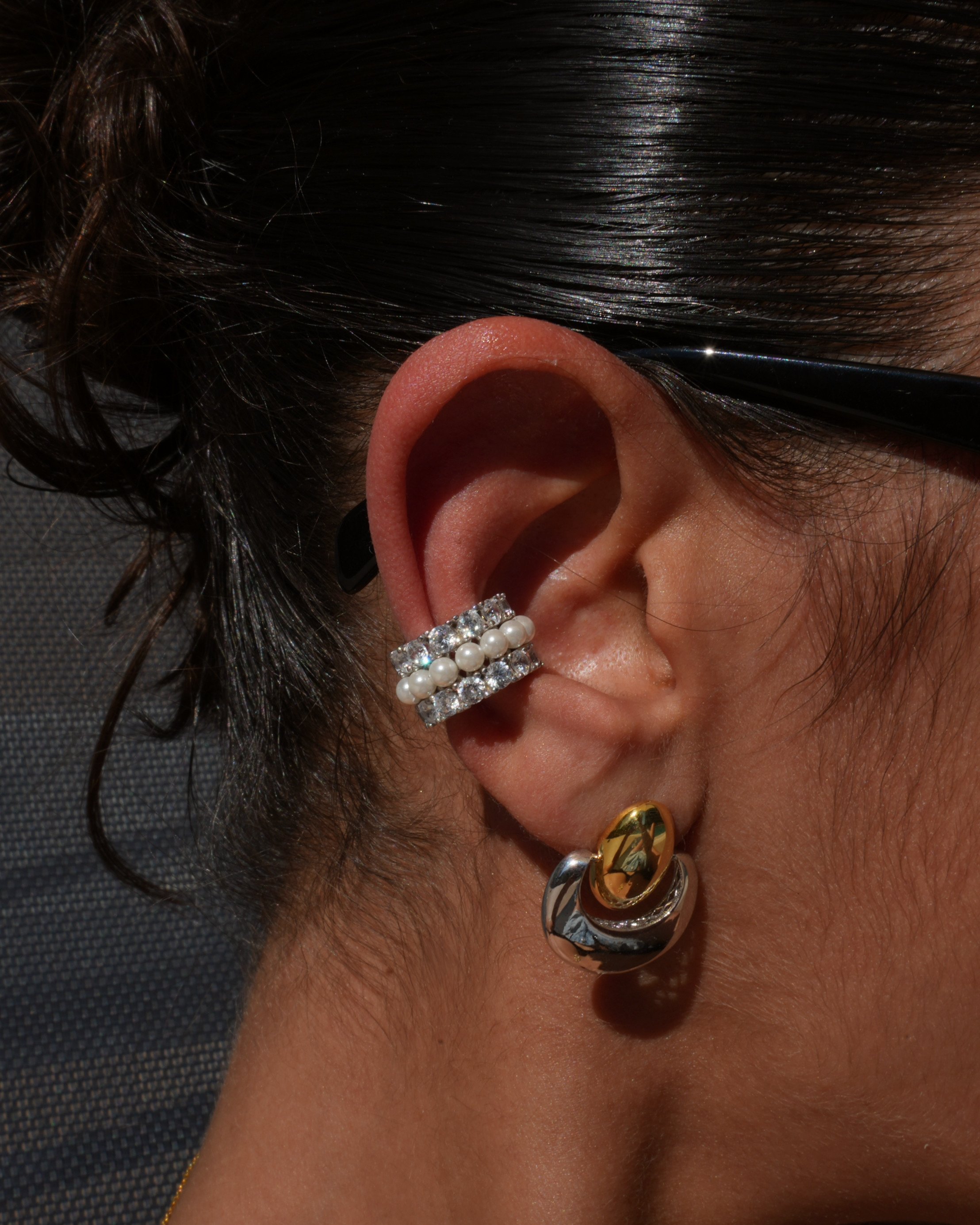925 Gümüş / İncili Taşlı Earcuff